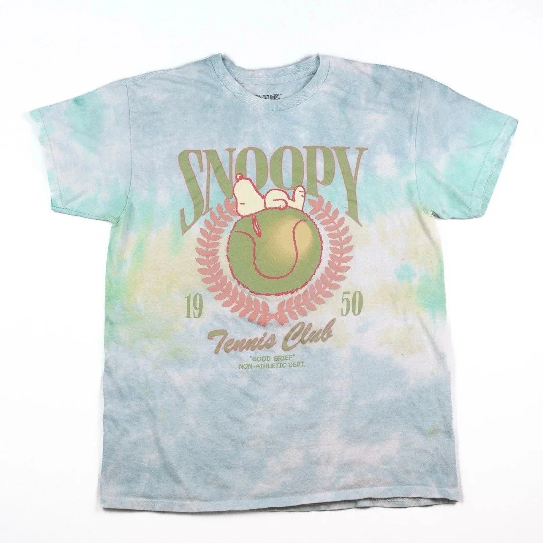 Peanuts Snoopy Tennis Club Tie-Dye T-Shirt Men&rsquo;s Large Blue Green &ldquo;Good Grief

cleanthrifts.com