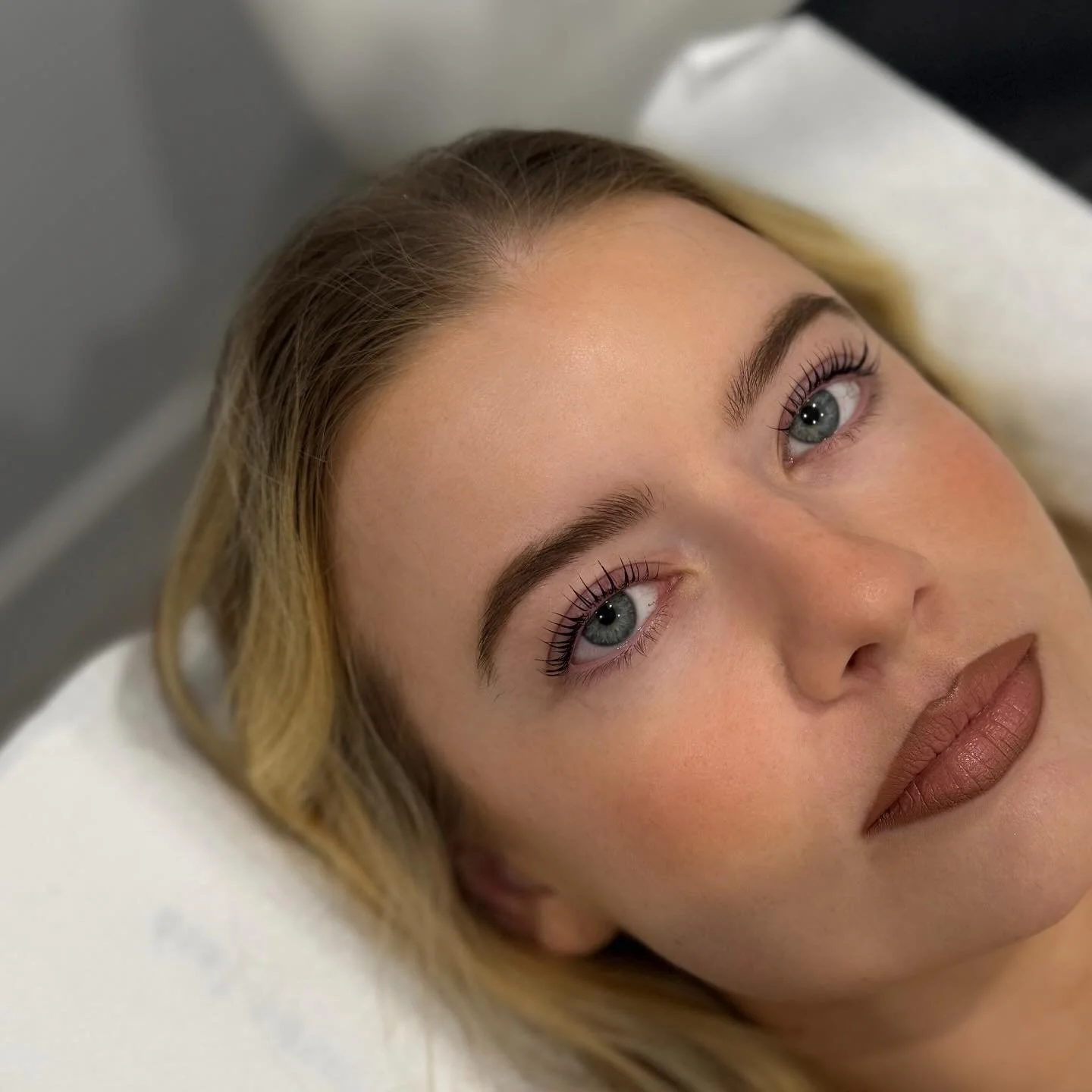 A keratin lash lift &amp; tint is always a good idea! 💗

&bull;

#lashessydney #smallbusinesssydney #beautybusinesssydney
#lashesinnersydney #glamlashes
#lashessydneyeasternsuburbs
#lashlift #lashperm #keratin #keratinlashes #elleebanna #browcode #l
