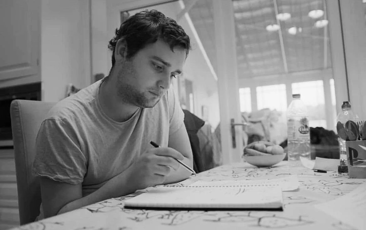 PHOTO-2025-11-29-20-01-01 2.jpg