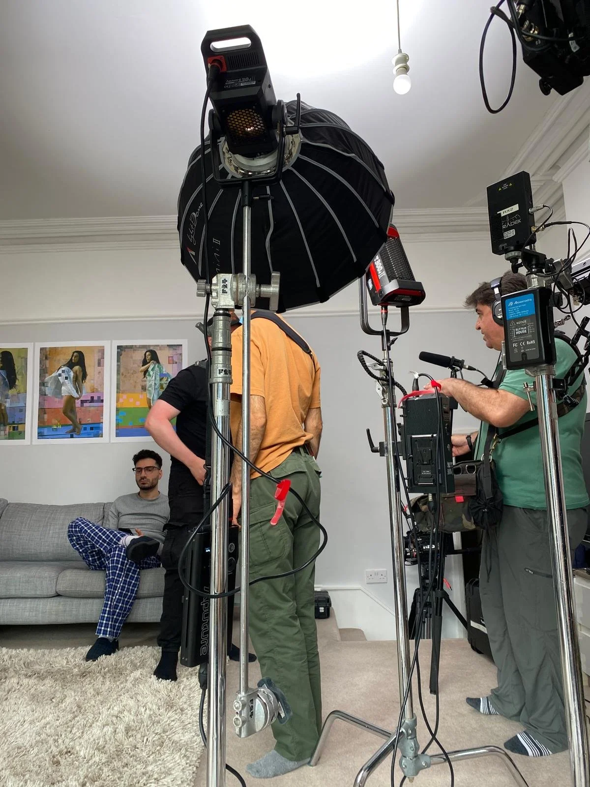 PHOTO-2025-11-29-20-01-00 12.jpg