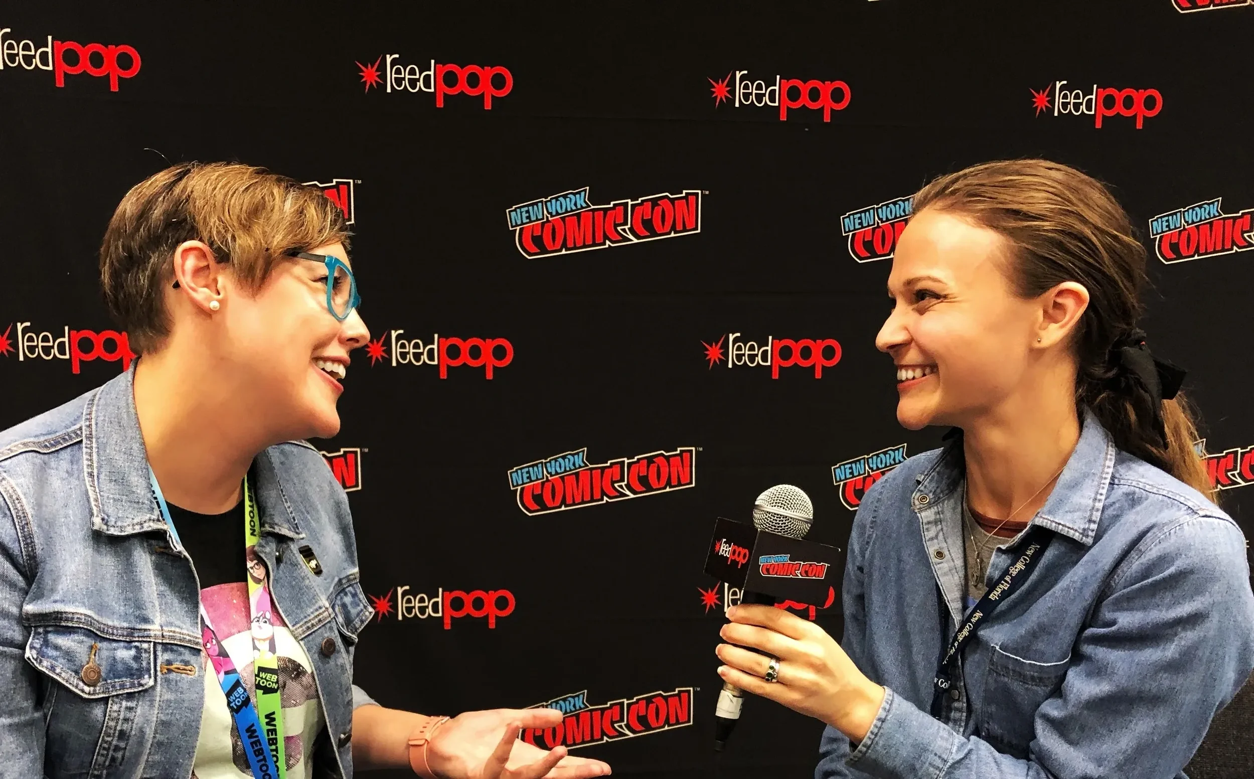 K.A. Statz speaks with Sarah Rhea Werner at a ComicCon event.