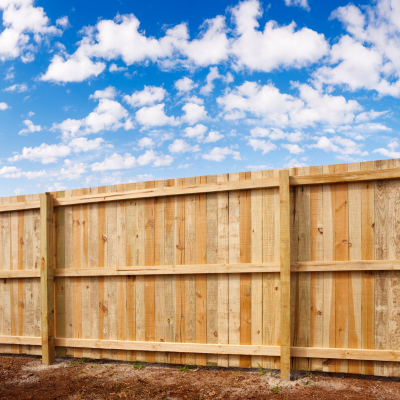 picture of a beautiful wood fence on a sunny day in Oklahoma