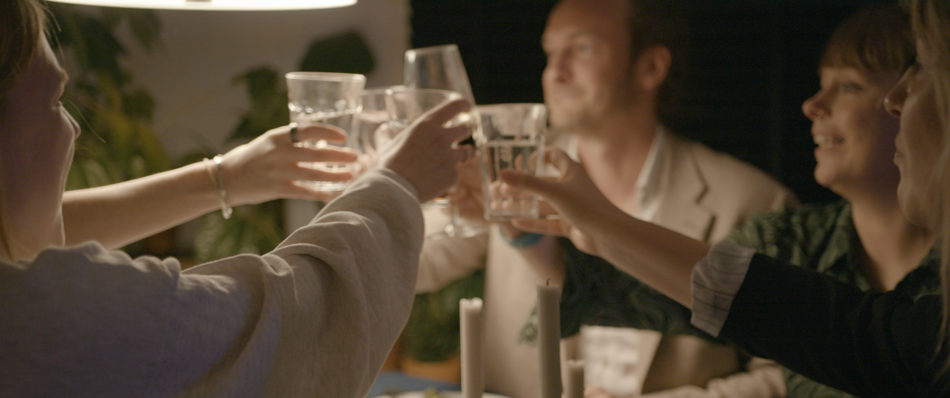 Sequence 01.00_16_52_06.Still020.png