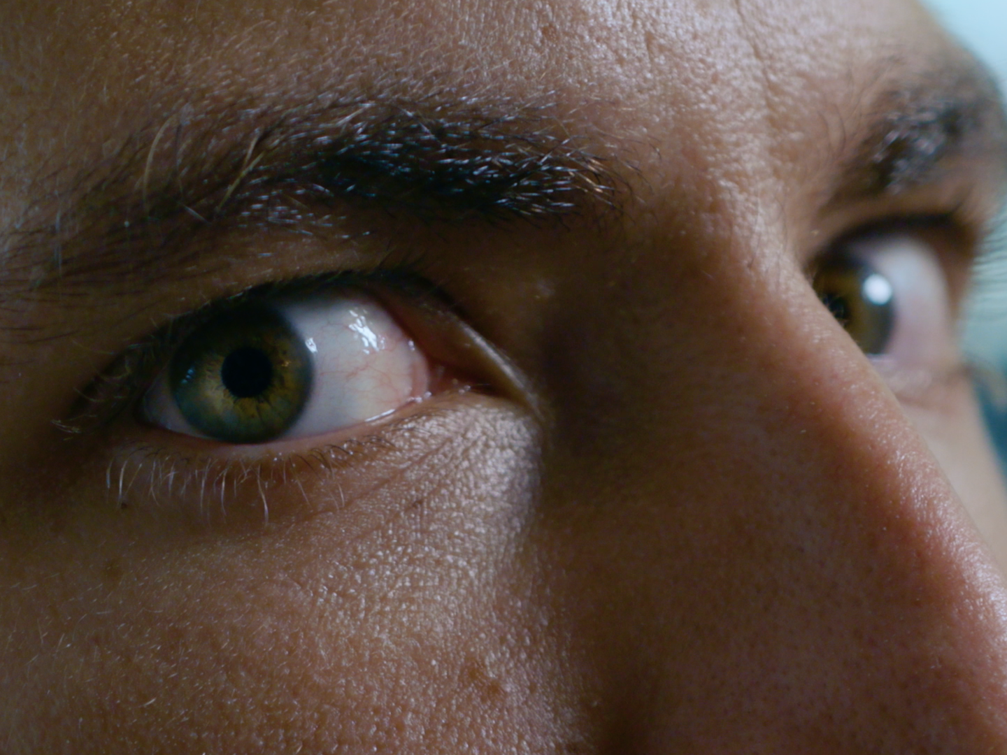 Mixed Signal - Theaterpromo