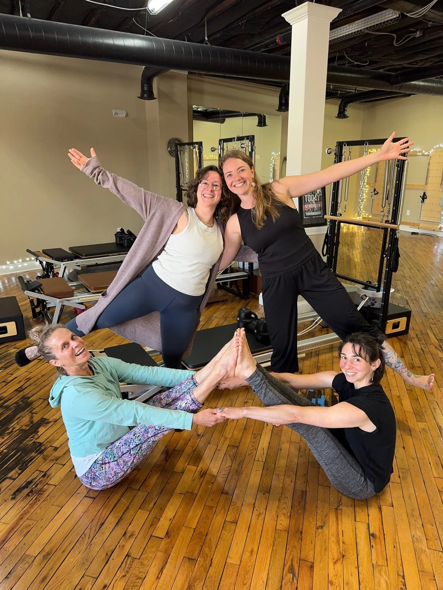 Saturday was Final&rsquo;s Weekend at Studio 120 ✨ Final exams, final teachbacks, final projects&hellip; and a whole lot of growth and learning! So proud of everyone in our Pilates Teacher Training program for showing up and putting in the work💫 #pi