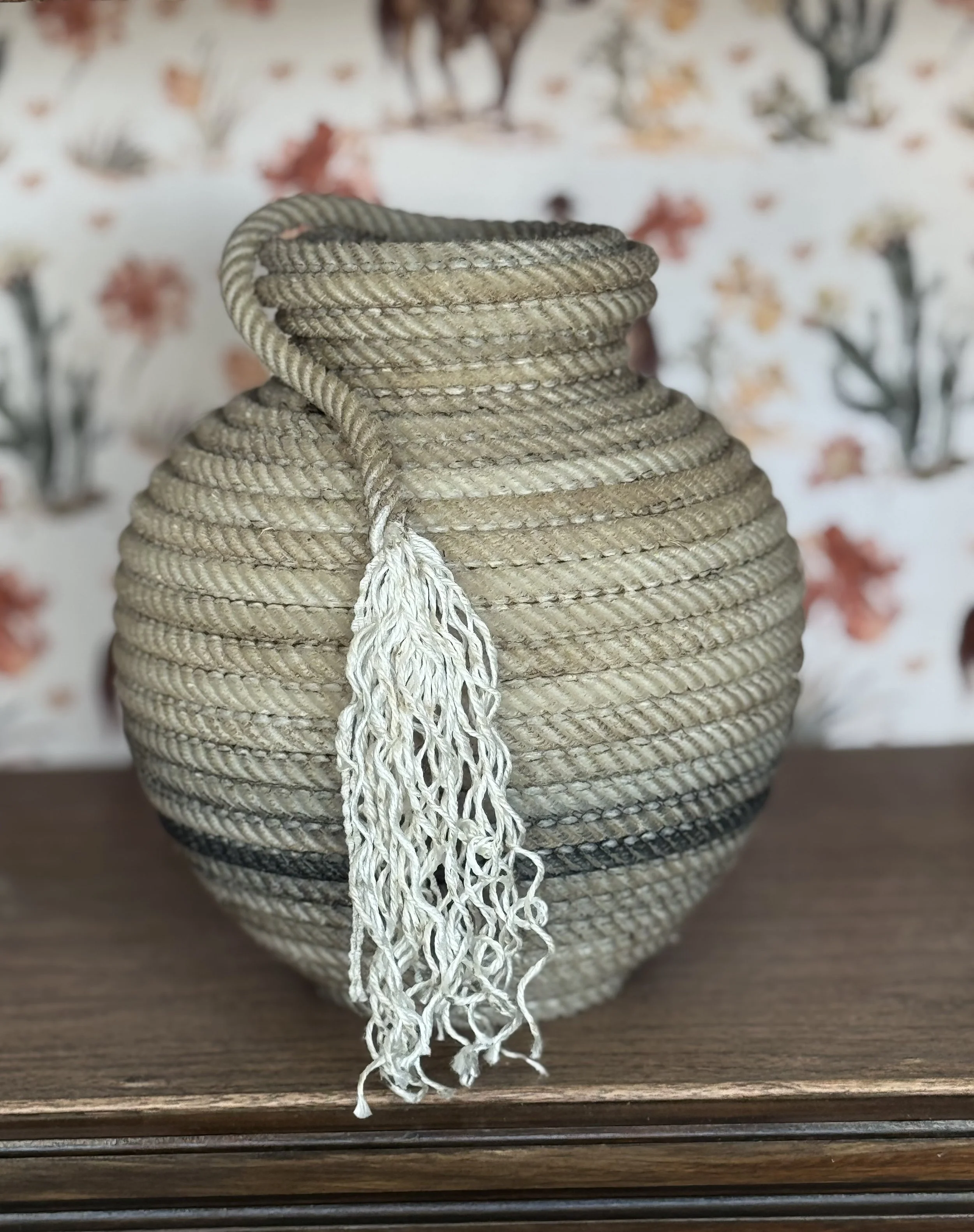 Natural Lariat Rope-Wrapped Ceramic Vase