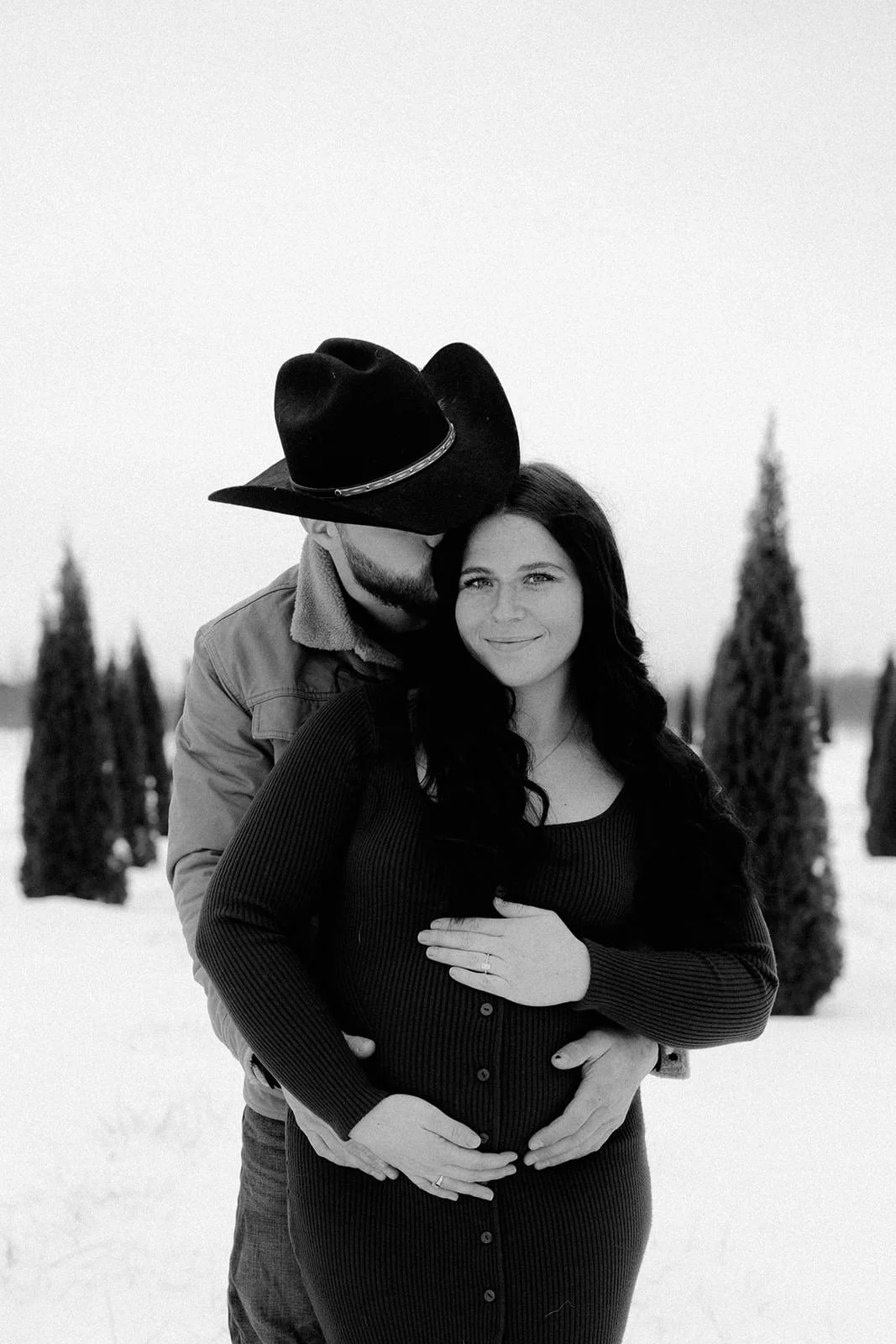 12.6.2025 - Grace & Jake Baby Announcement-52.jpg