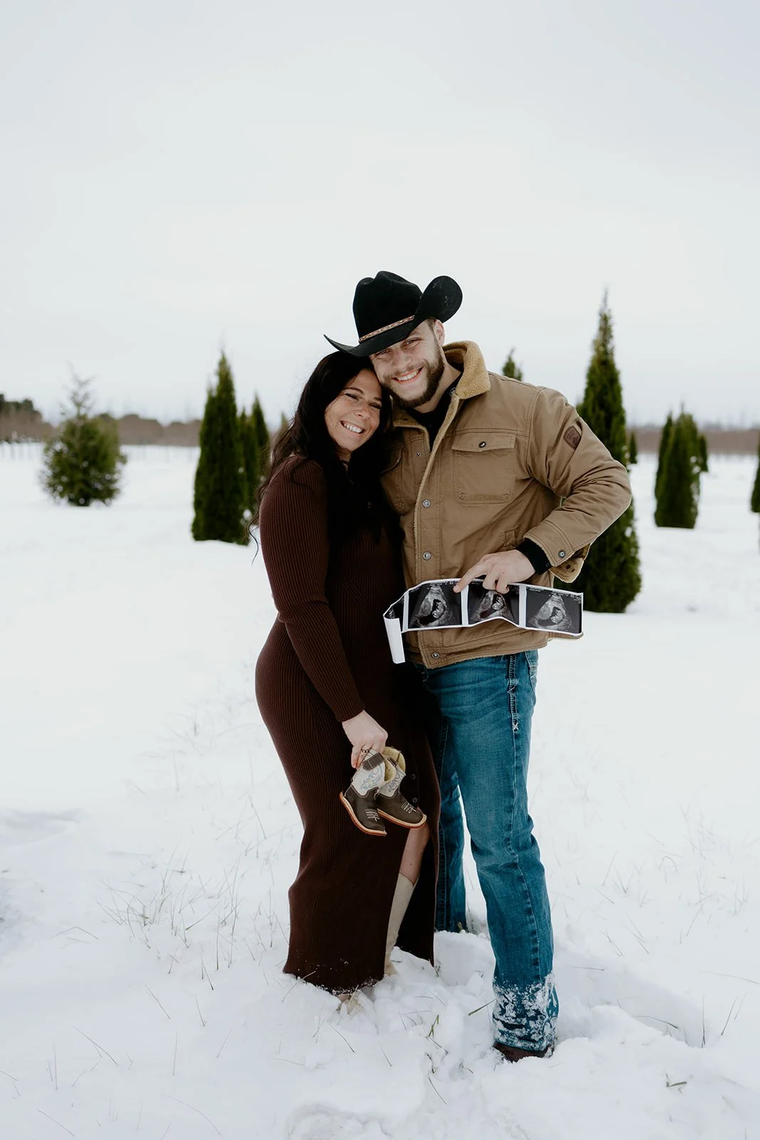 12.6.2025 - Grace & Jake Baby Announcement-7.jpg