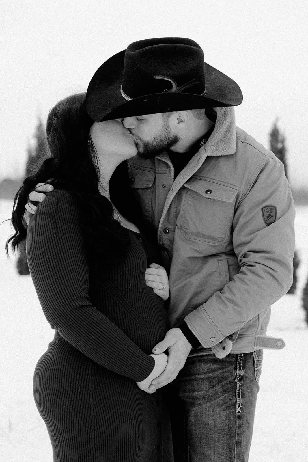 12.6.2025 - Grace & Jake Baby Announcement-48.jpg