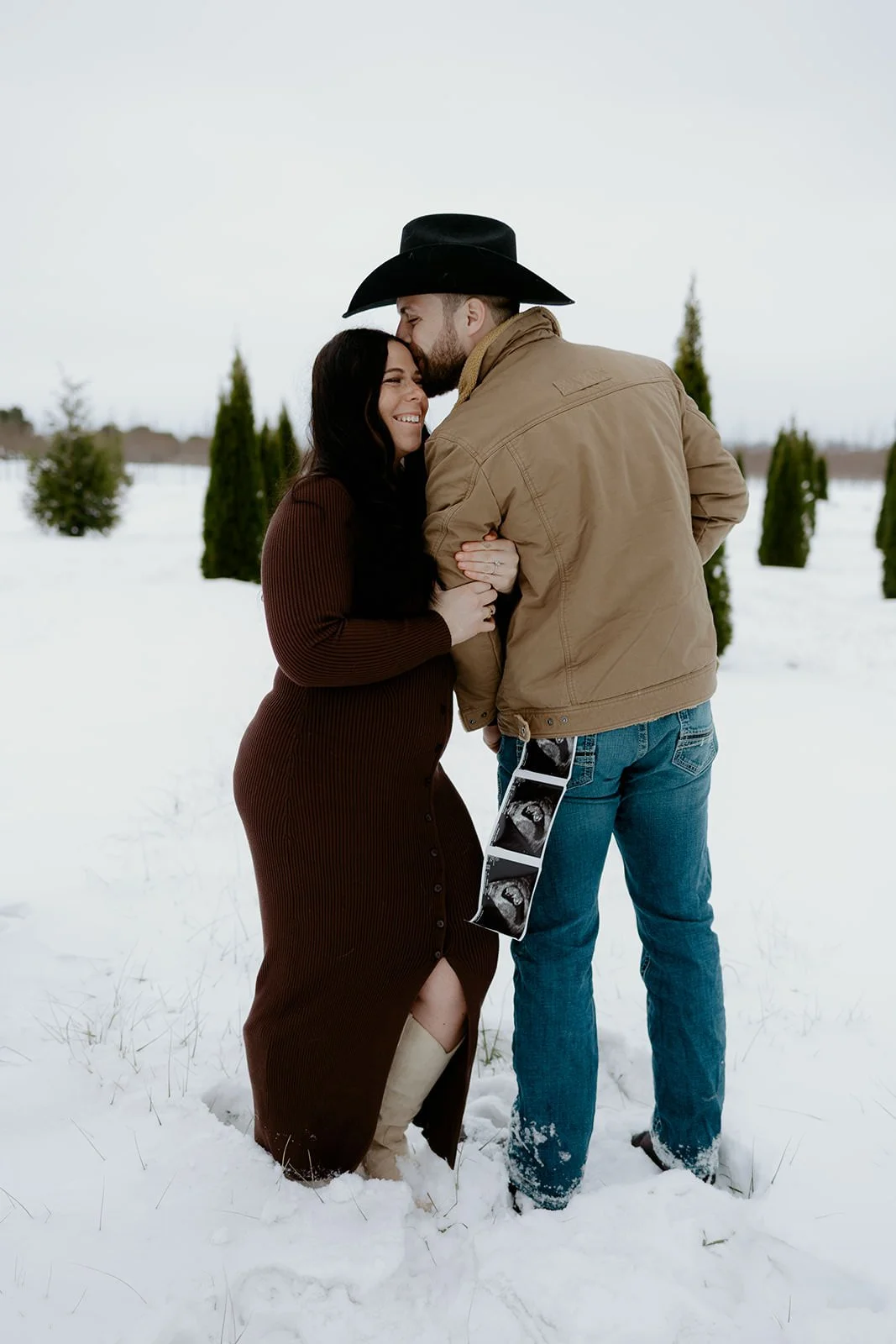 12.6.2025 - Grace & Jake Baby Announcement-21.jpg