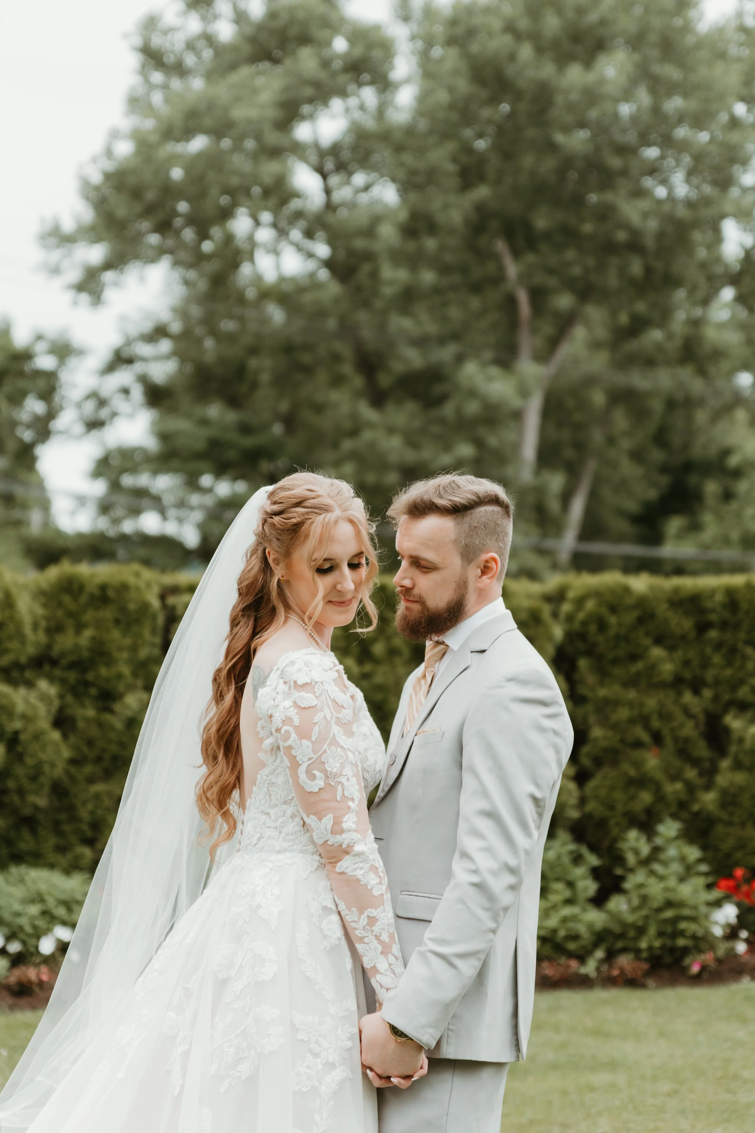 Pre-Wedding Photoshoot Ideas for Couples in Milford, CT - Local Guide by a Professional Pre-Wedding Photographer