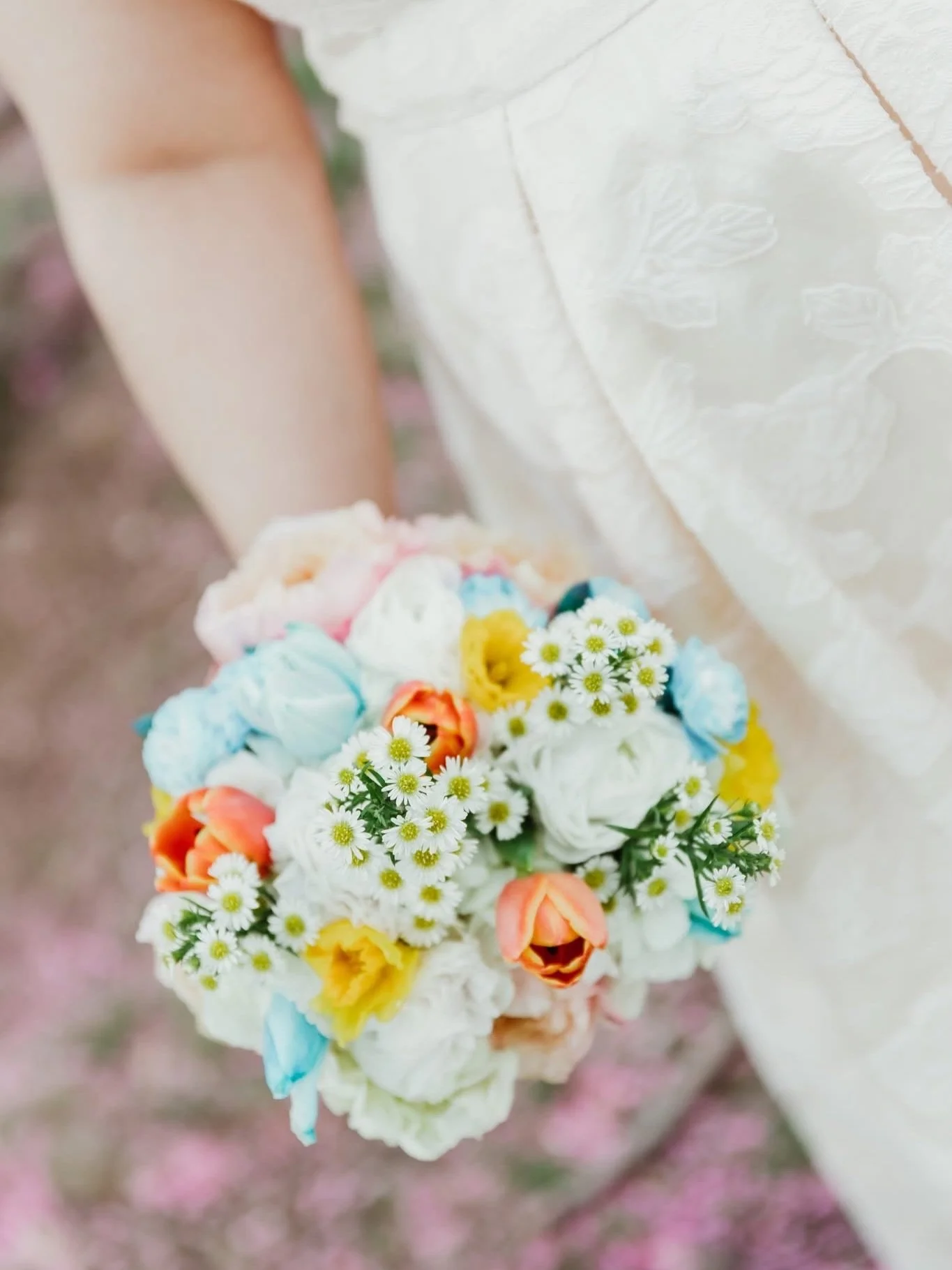 Melissa &amp; Tabi | NYC 

#nycelopement #nycweddingphotography #nycbrides #bridebouquet #bouquet