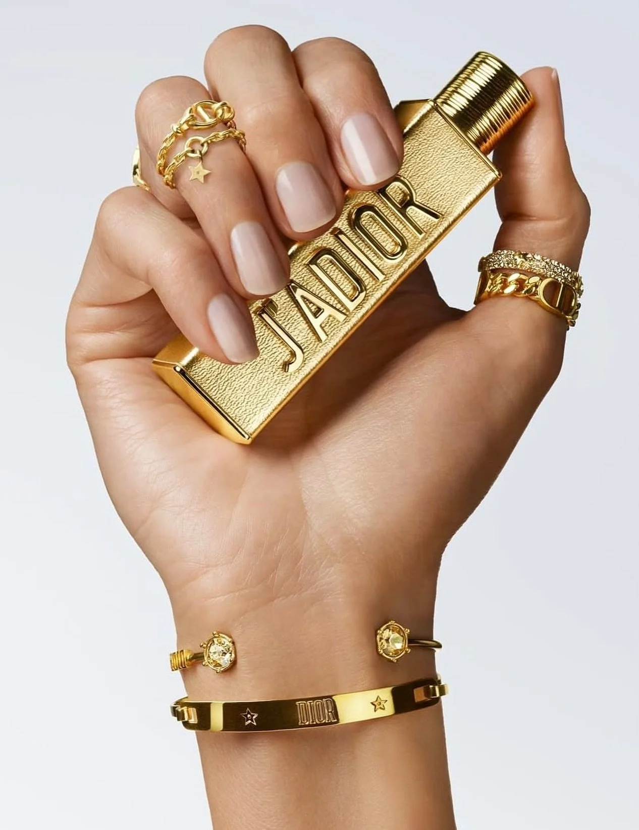 lacquer shade: three paired with instant base coat + performance top coat
while supplies last&hellip; relaunch on the way!
bethanynewell.com
link in bio.