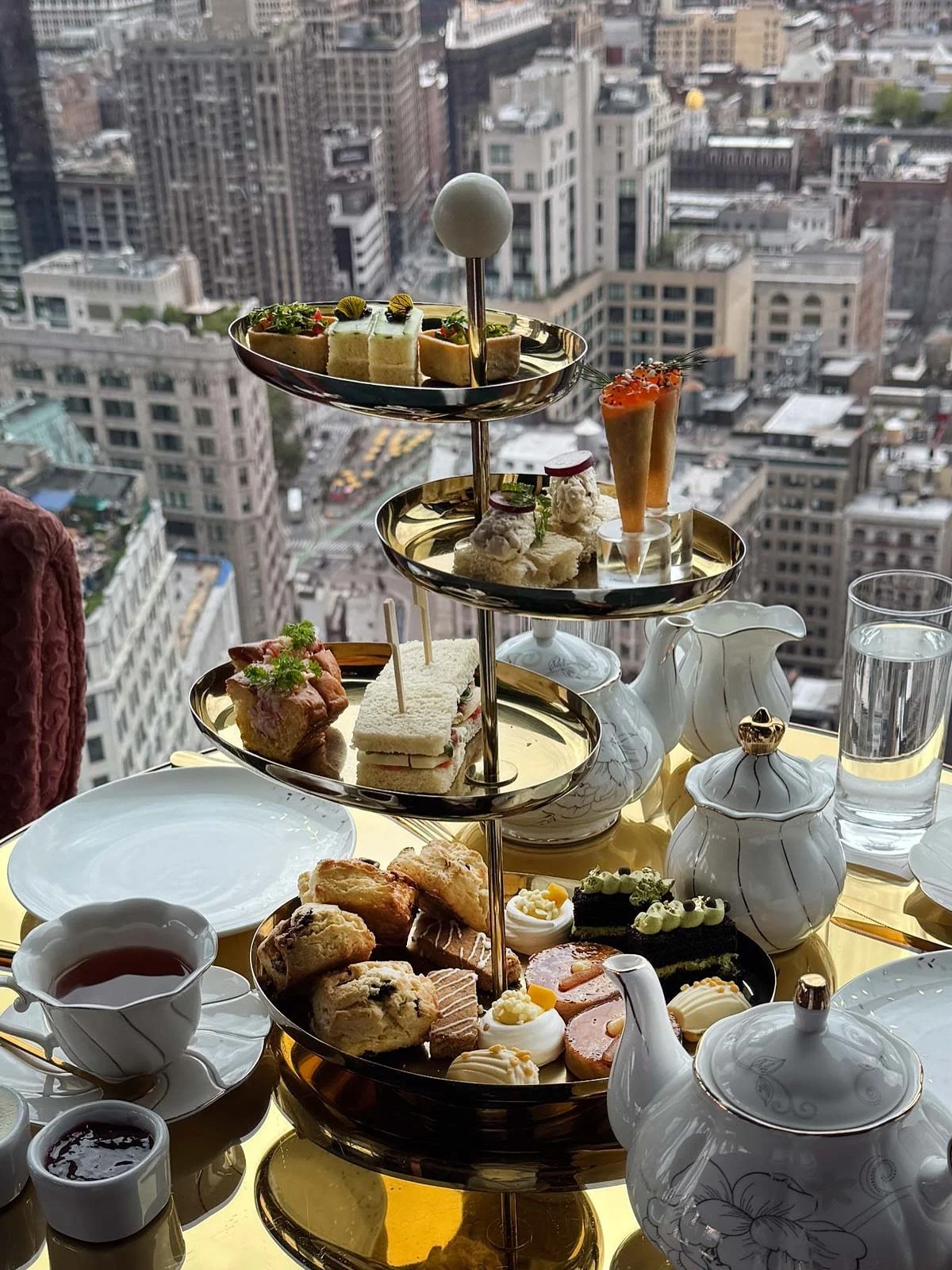 One of MDT&rsquo;s personal favorite places to stay in New York City, @ritzcarltonnewyorknomad, just made a winter (and early spring) escape even more appealing.

When you book through MaryDeeTravel, you can take advantage of a stay 3 nights and save