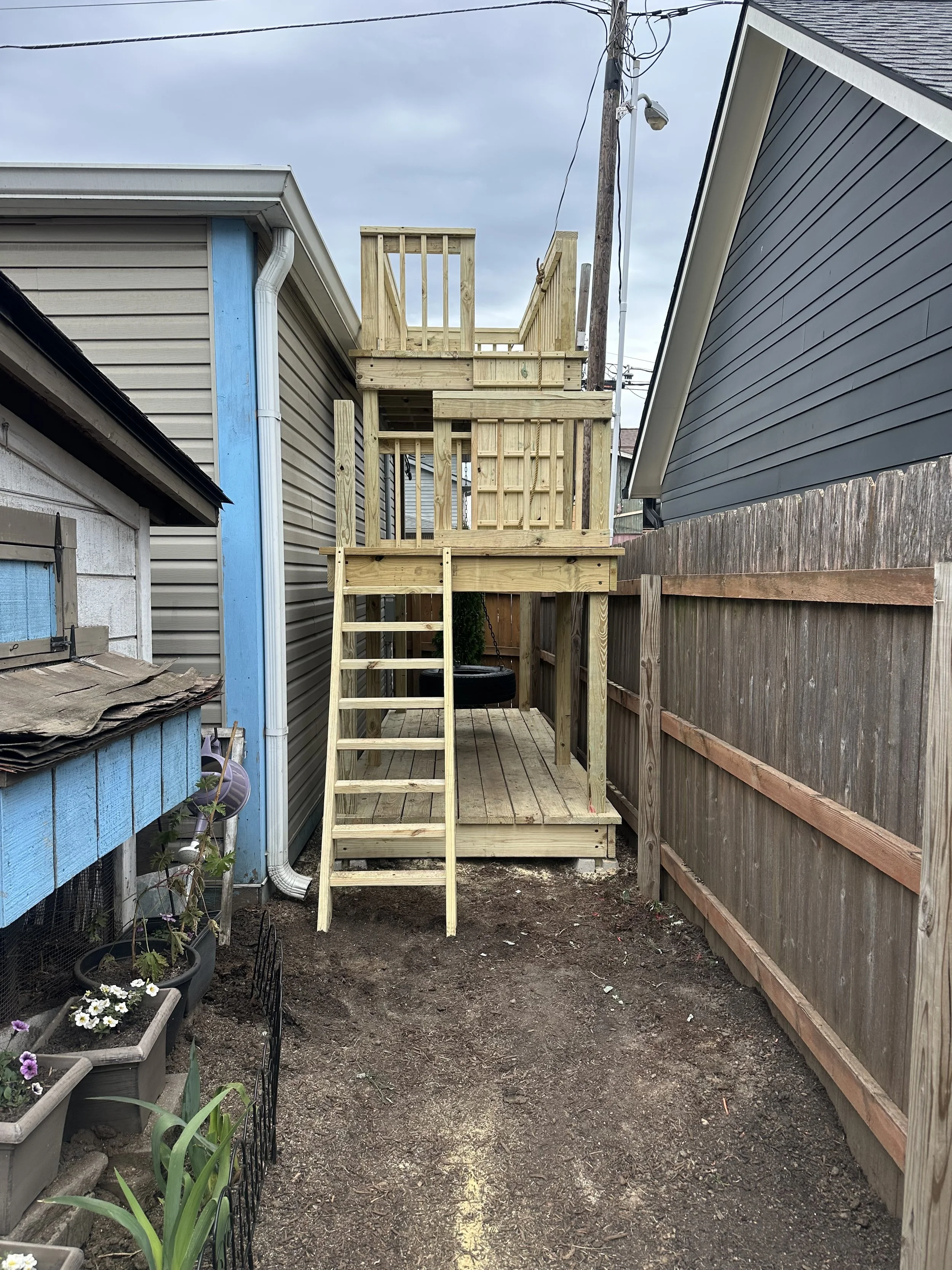 play structures and Treehouses