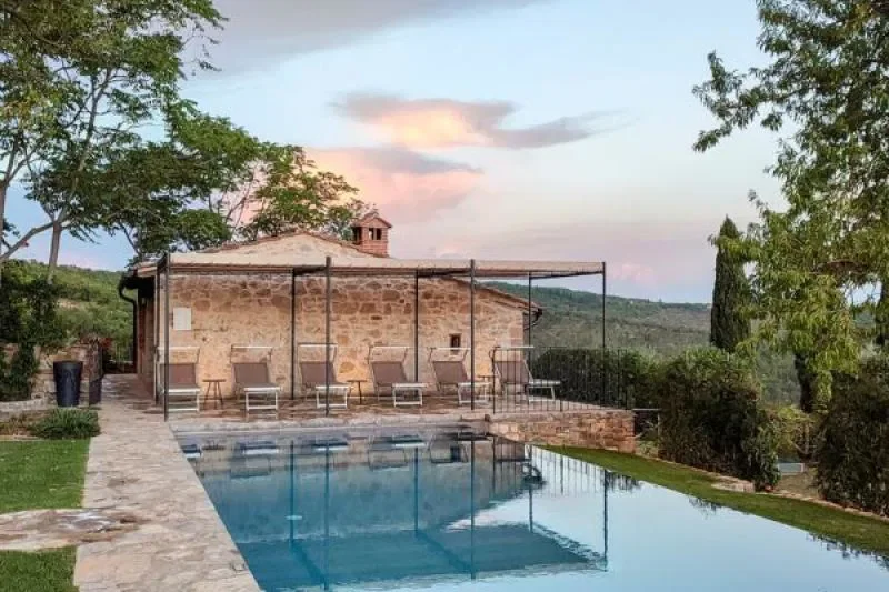 A taste of luxury villa life in Tuscany with foraging, sketching and cooking