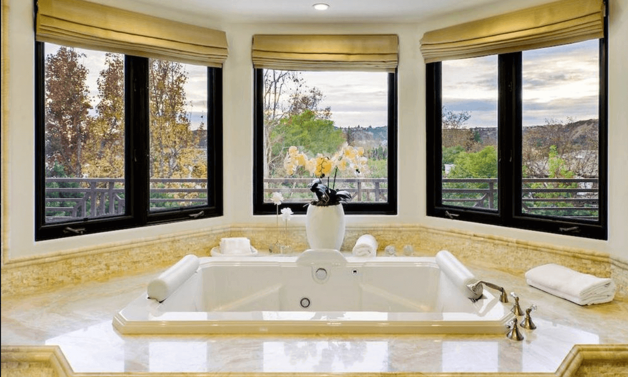 Screen+Shot+2020-03-10+at+8.29.27+PM+(1) (1).png