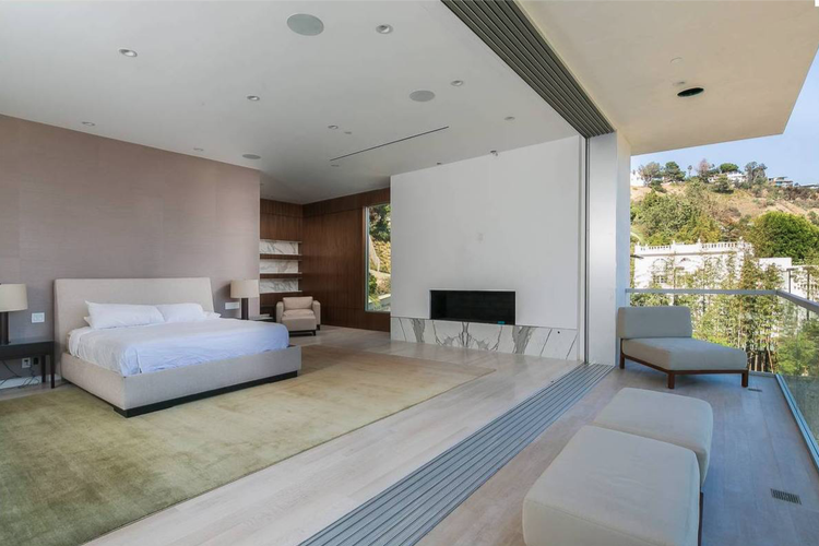 Rising Glen, West Hollywood 13.png