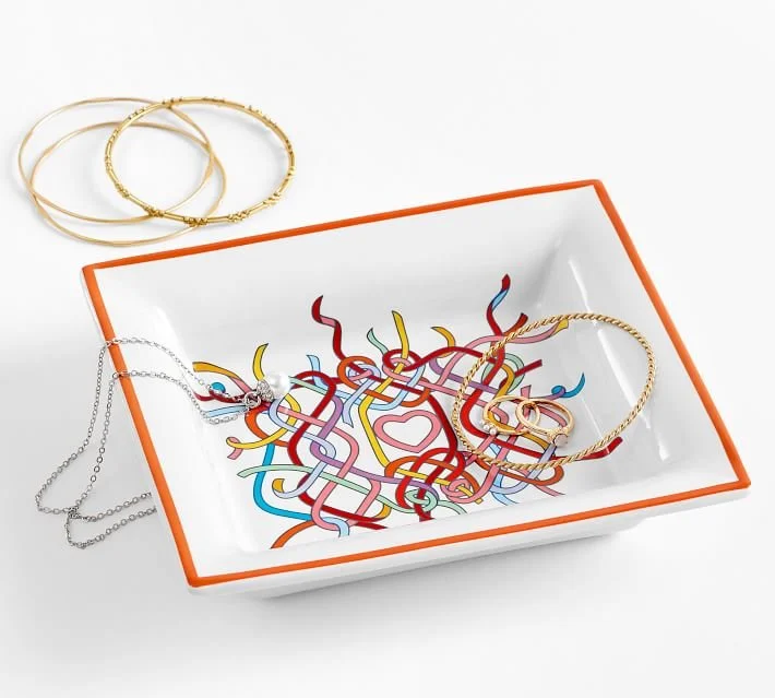 goods-that-give-back-catchall-tray-herproject-o.jpg