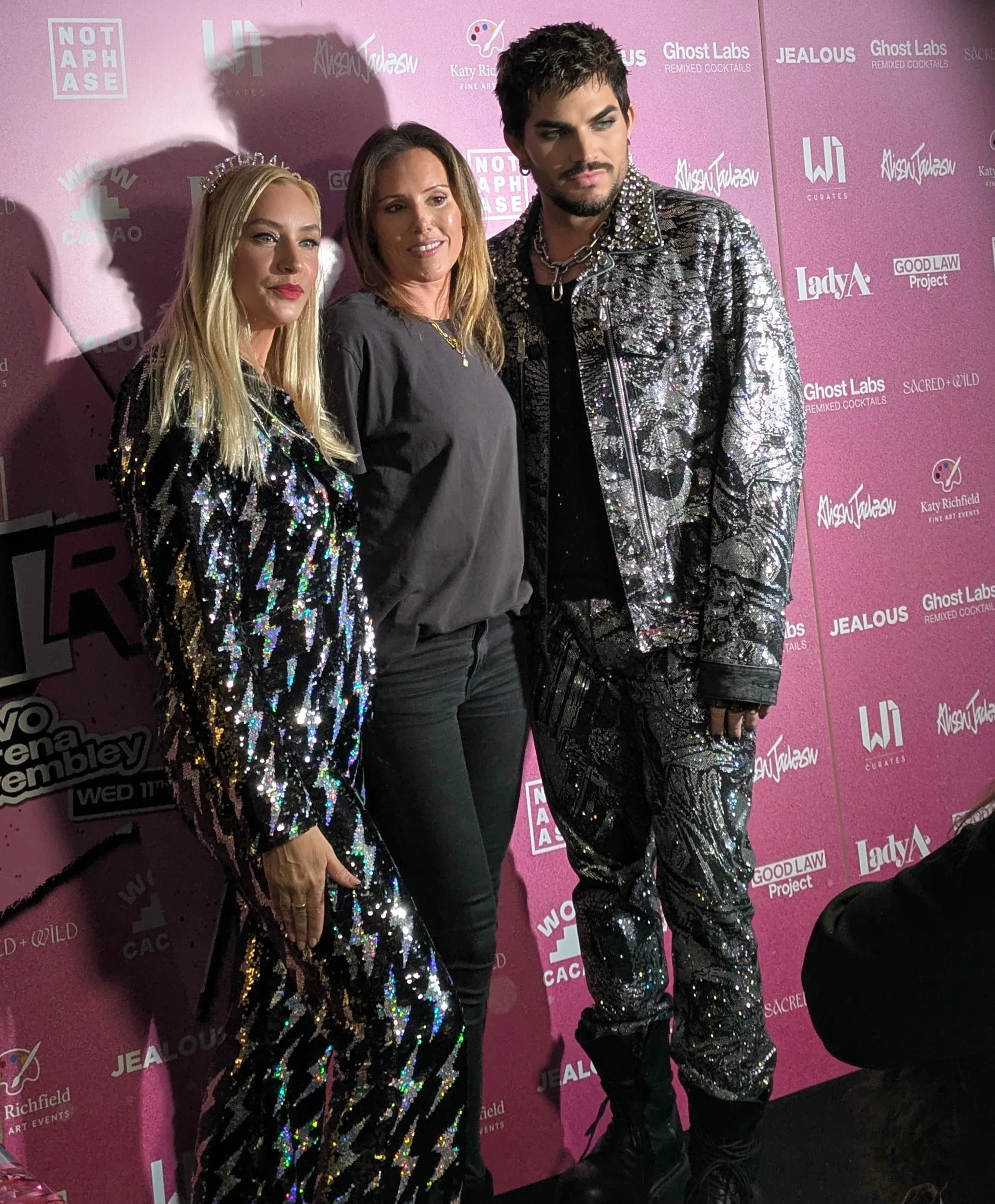 Facetune_27-05-2026-09-35-42.jpg