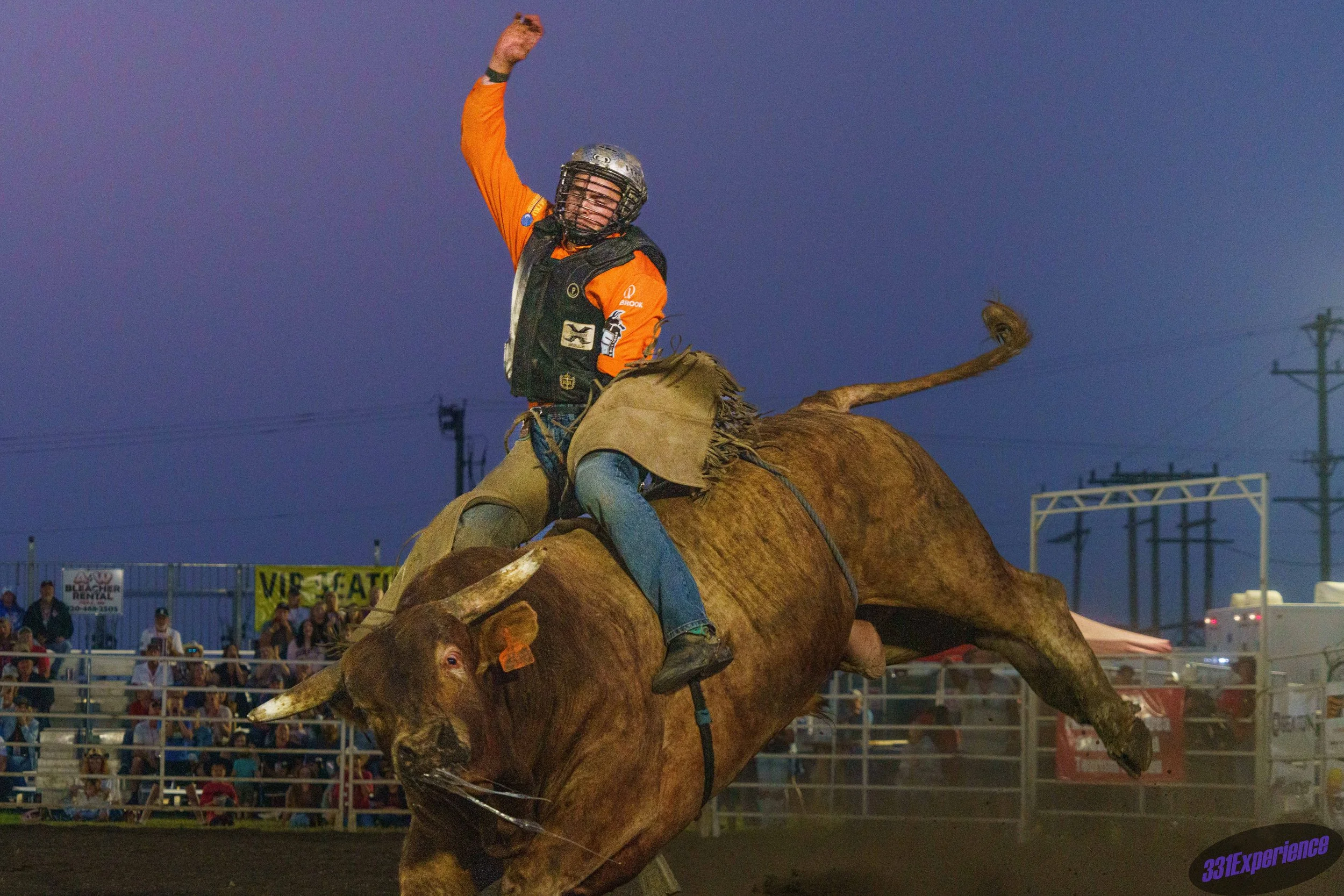 ParkersPrairieBullRide-19.jpg
