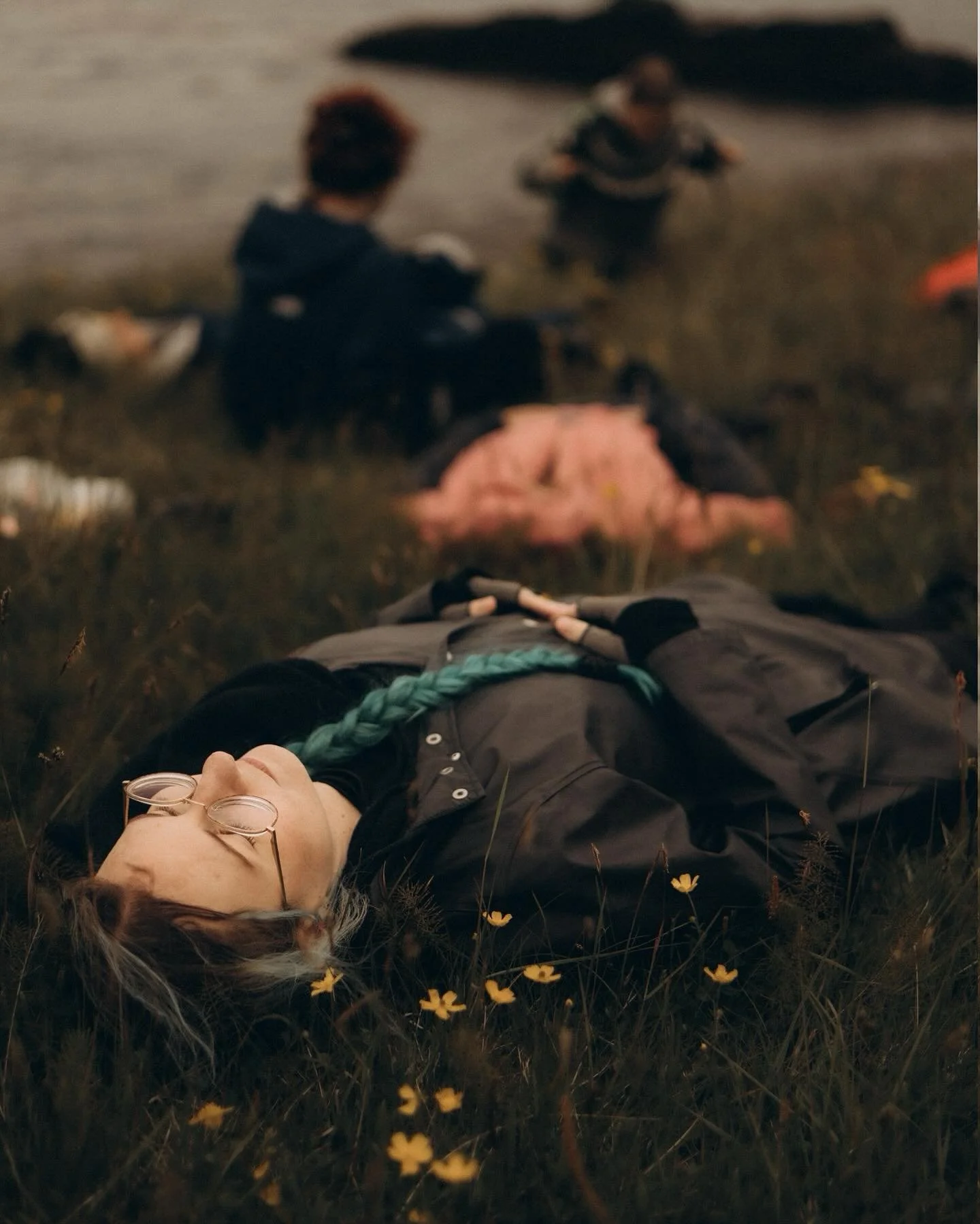 Gathering in sacred sisterhood, we return to the Earth&mdash;barefoot and open-hearted ❤️ 

Rooted in ancient wisdom, we ground ourselves in the embrace of nature, breathing deeply to soothe our sacred vessels. With every inhale, we calm the winds of