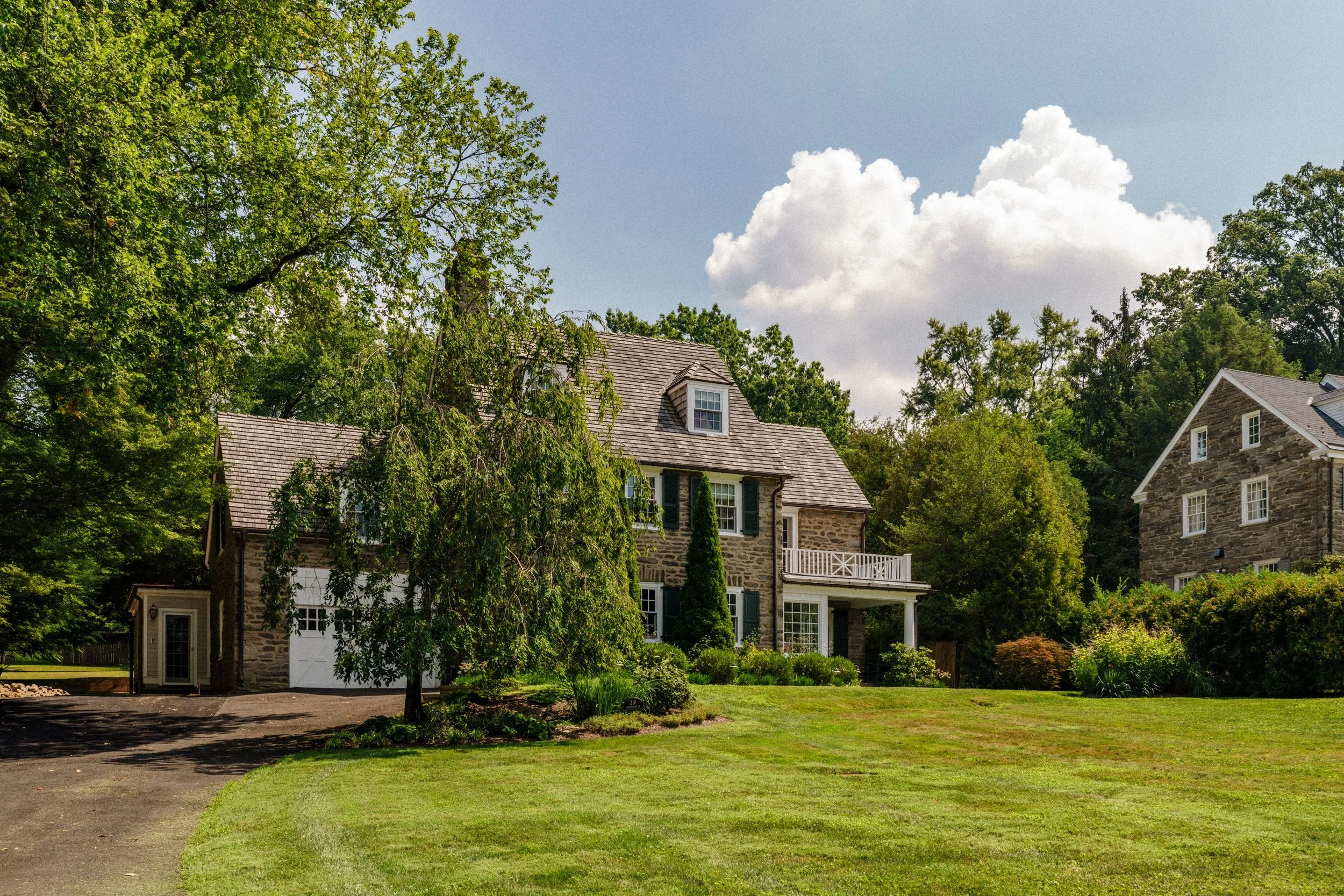 5-custom-210-whitemarsh-ave.jpg