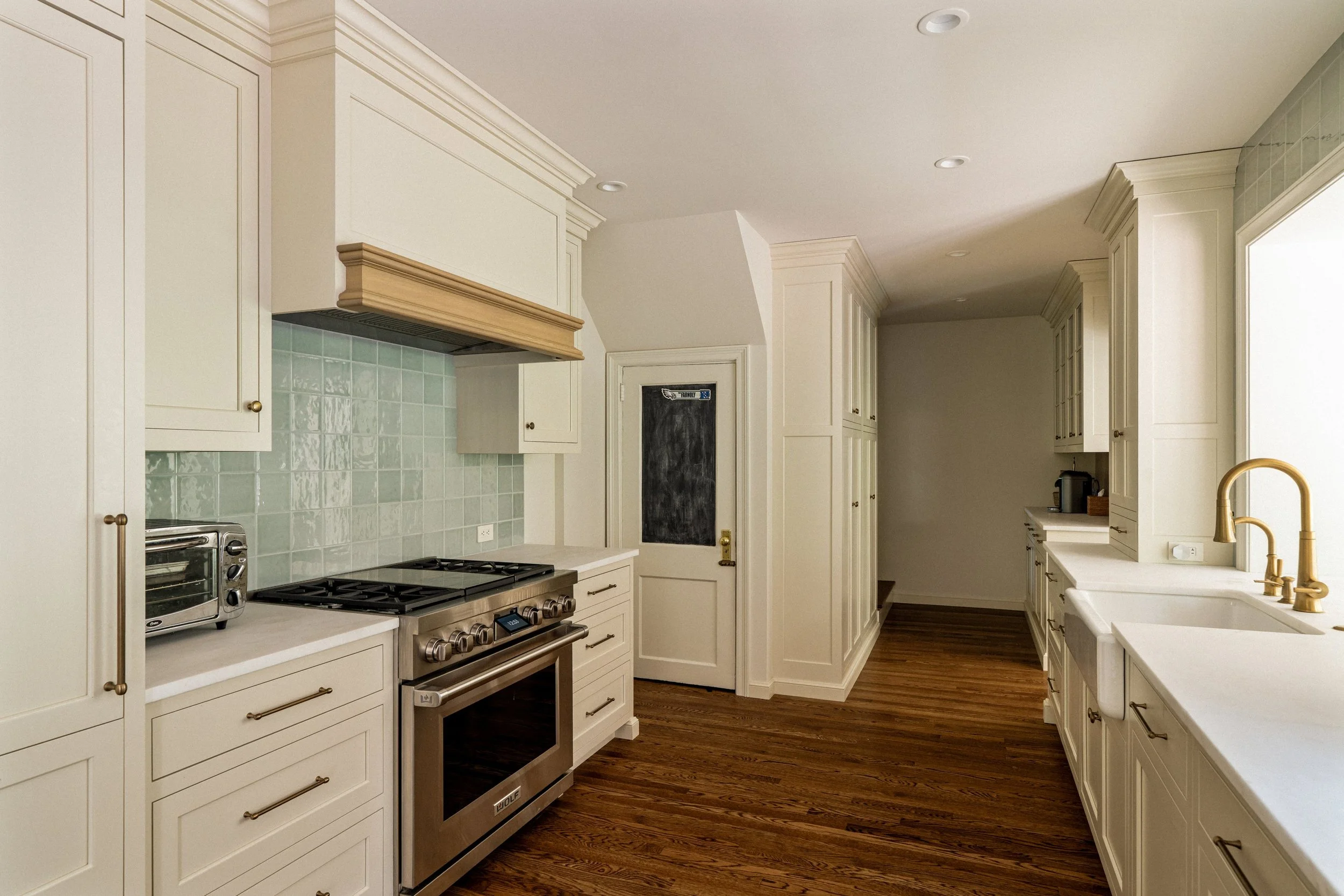 18-custom-210-whitemarsh-ave.jpg