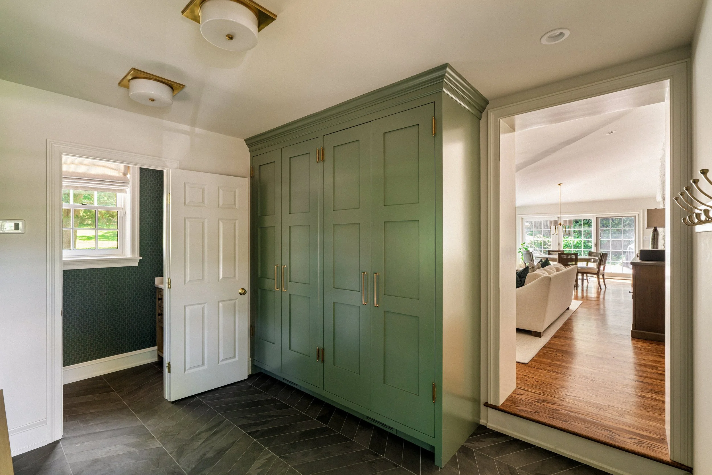 32-custom-210-whitemarsh-ave.jpg