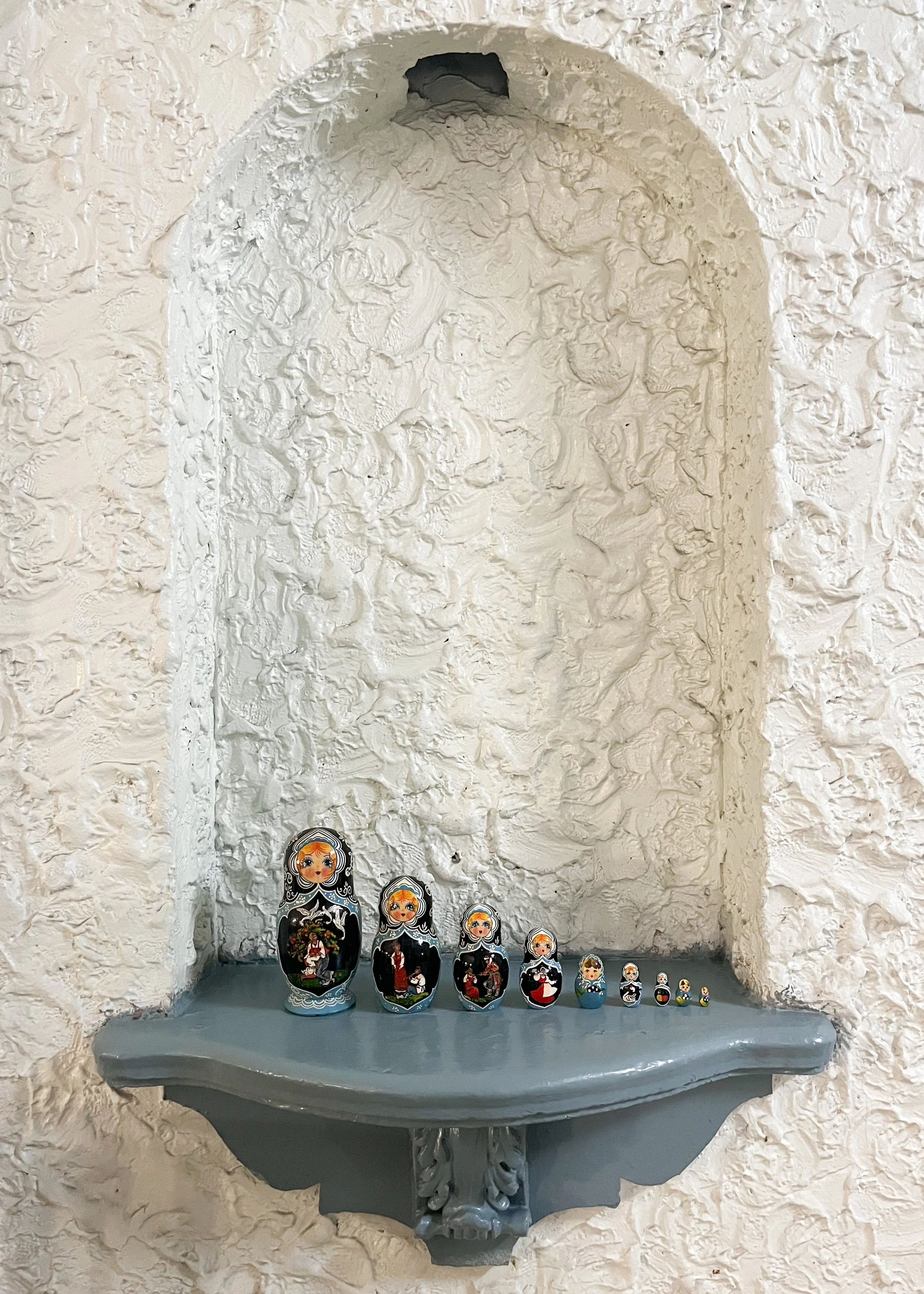 Alter - Close Dolls-10.jpg