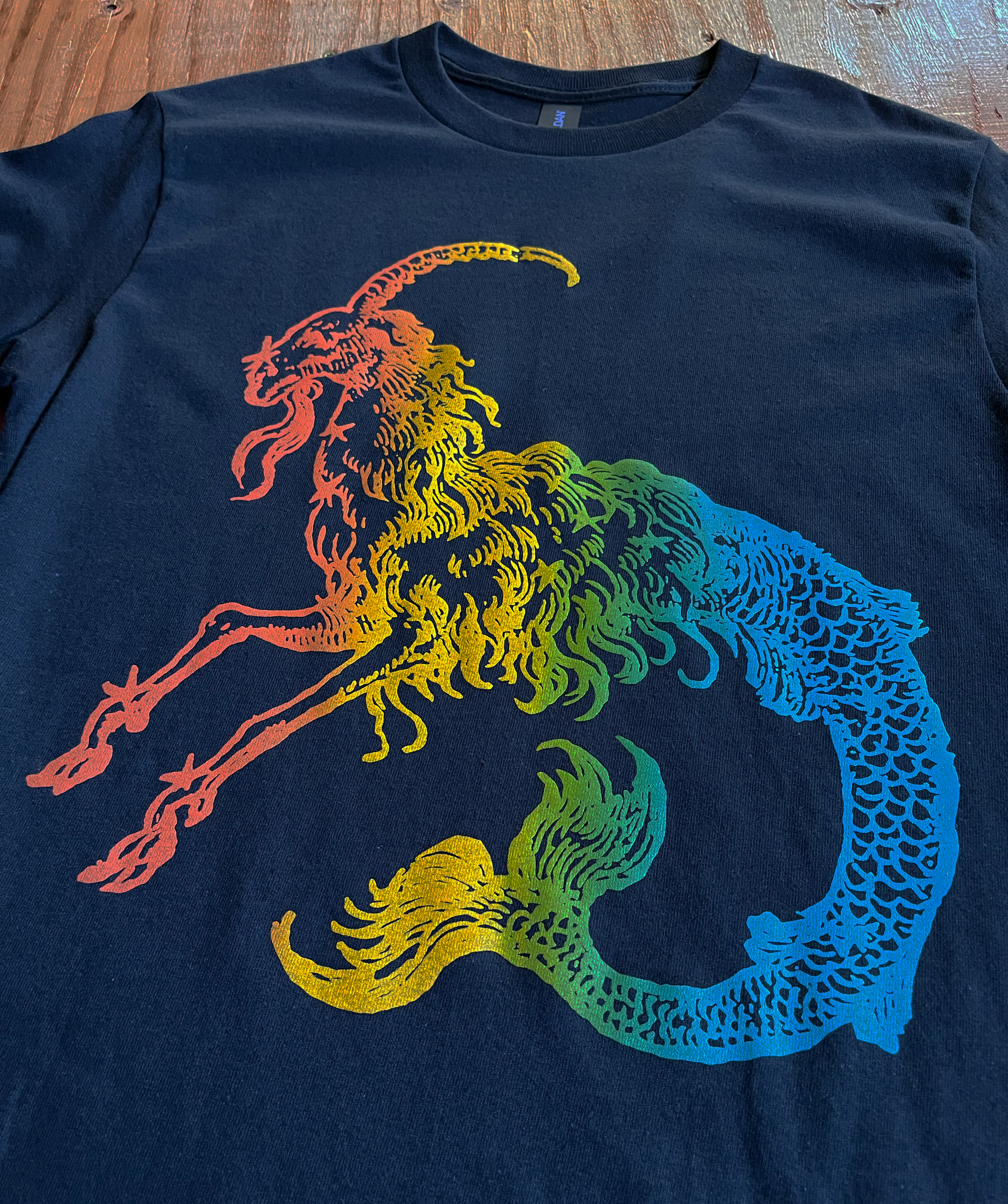 Mergoat - Ombre on Black T-Shirt - Unisex/Mens