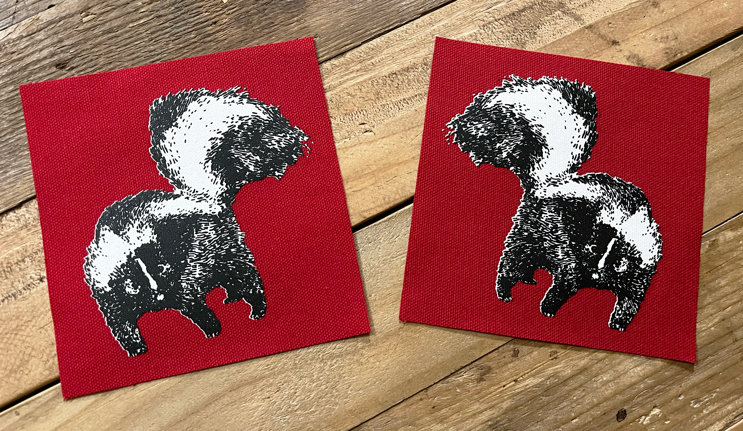 Skull Small Patch Red.png