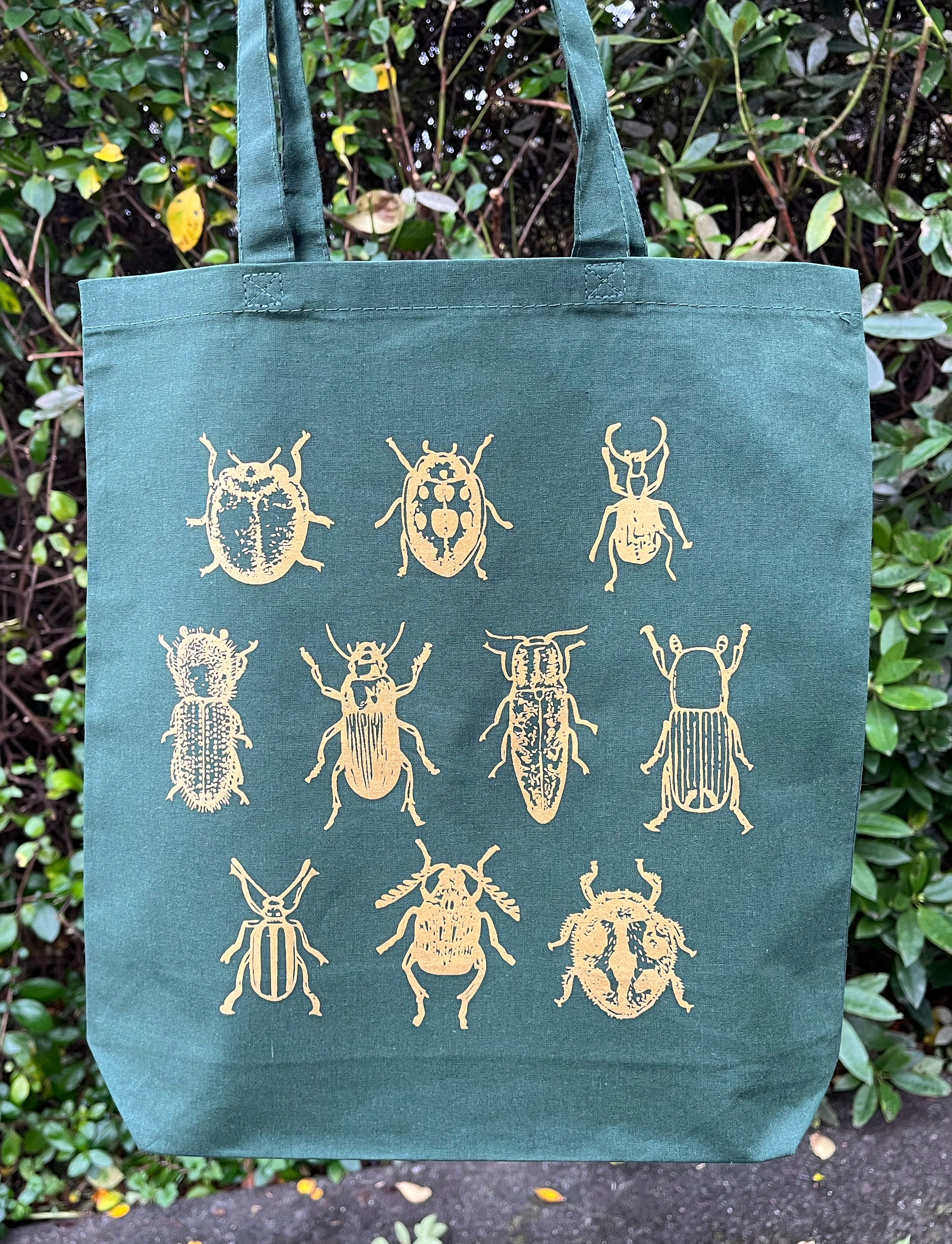 Bunch of Bugs Bag Forest Green 01.png