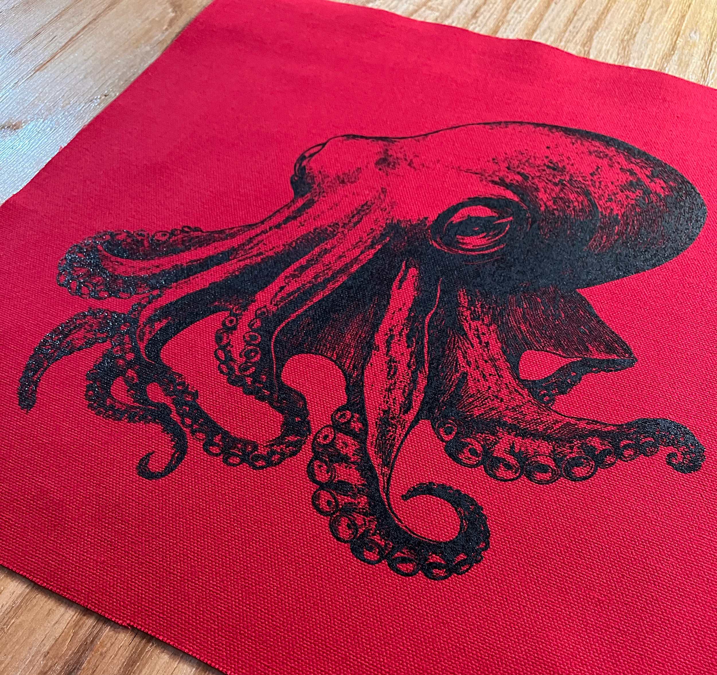 Octopus Black on Red Back Patch 01.png