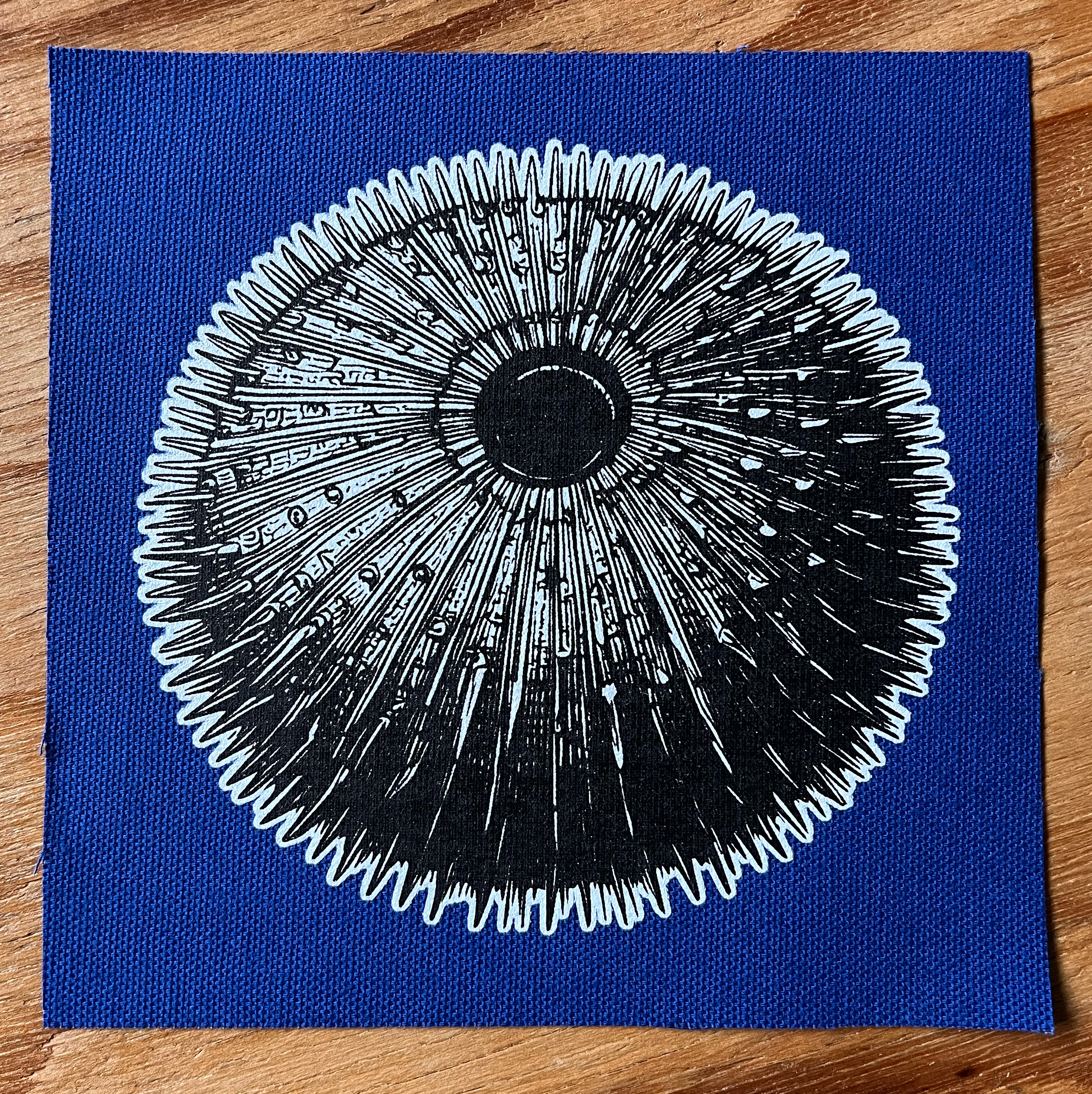 Urchin Small Patch Royal Blue.png