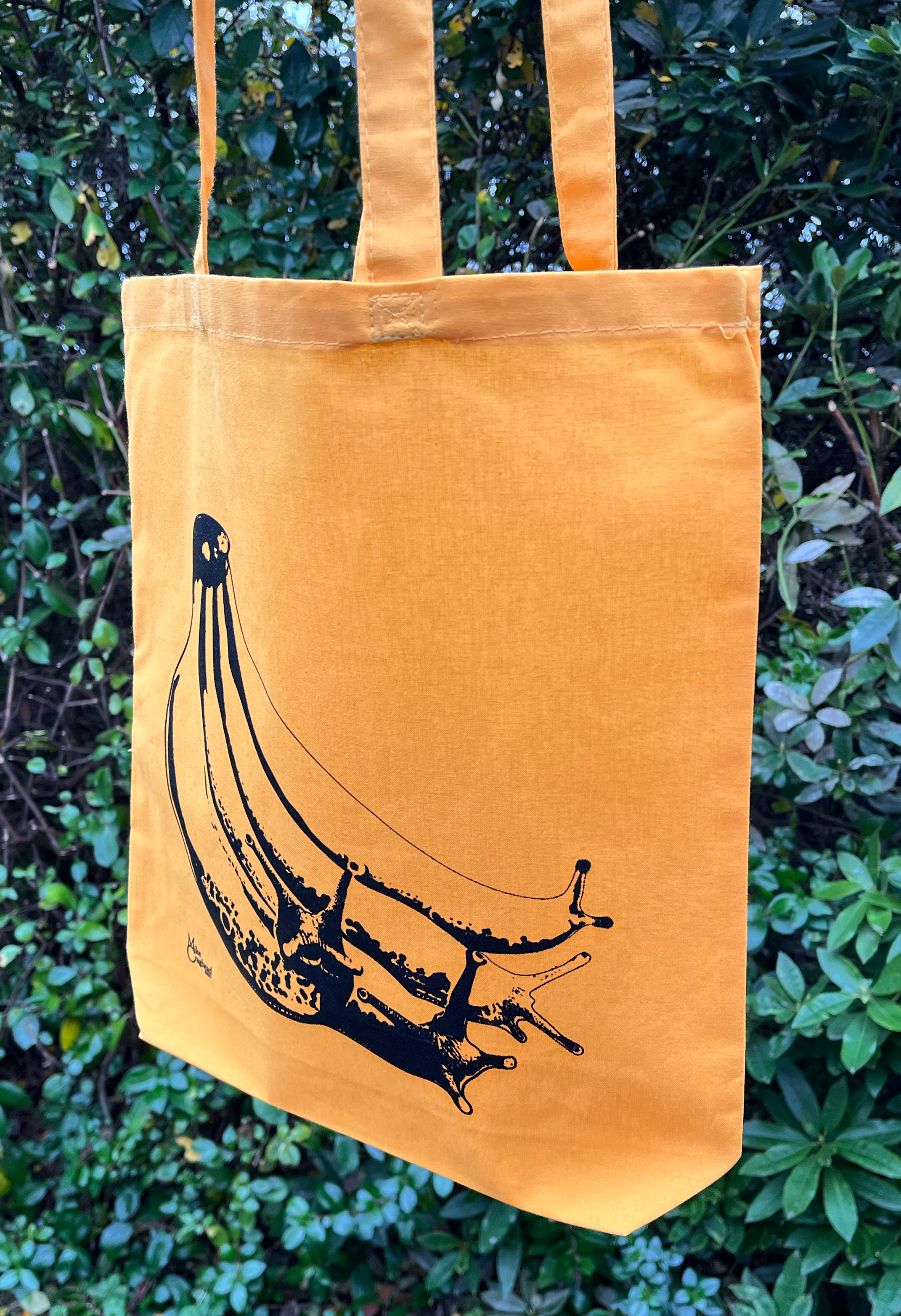 Banana Slug Bag Gold 02.png