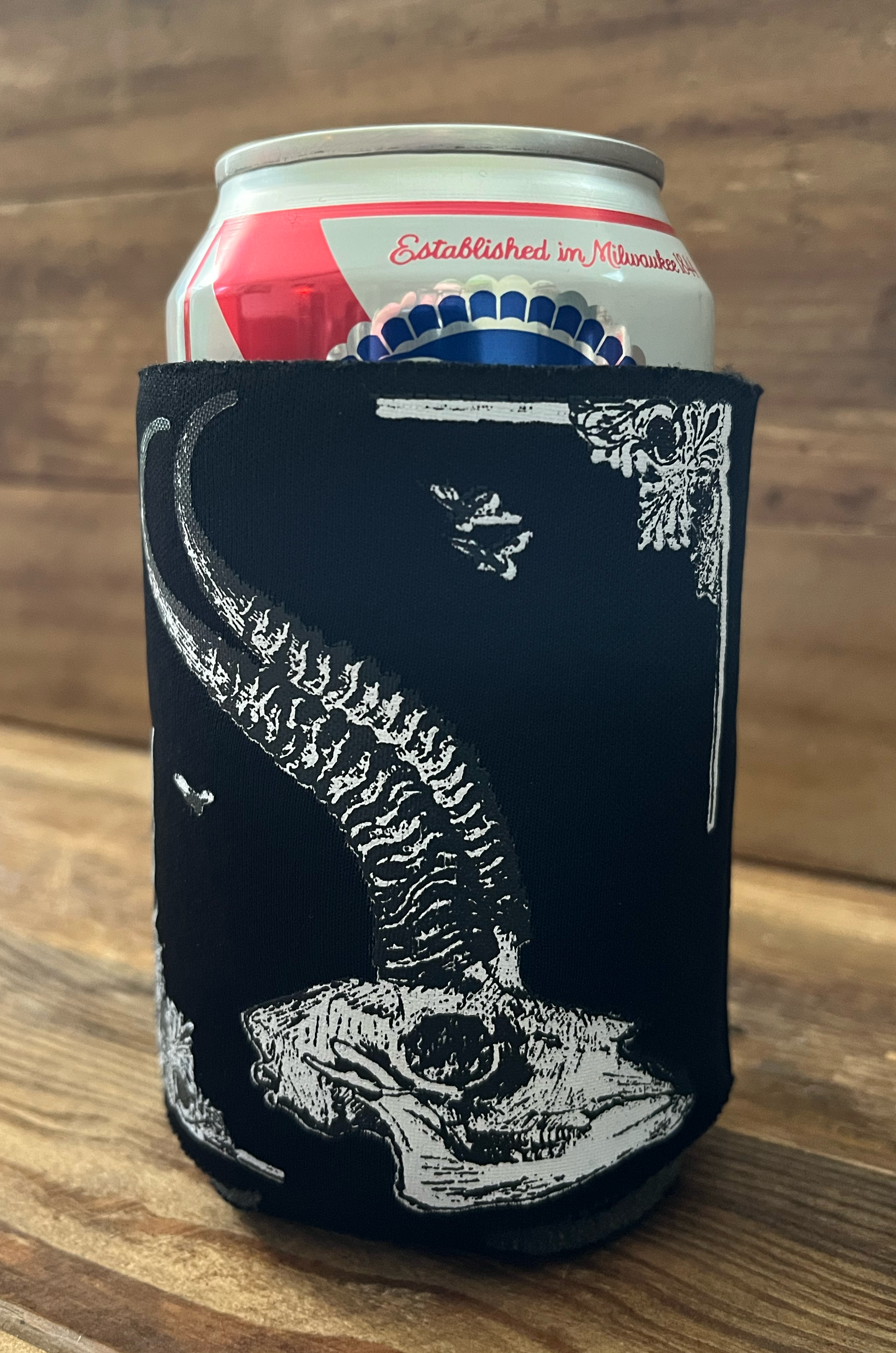 Deer Skull Koozie Black.png