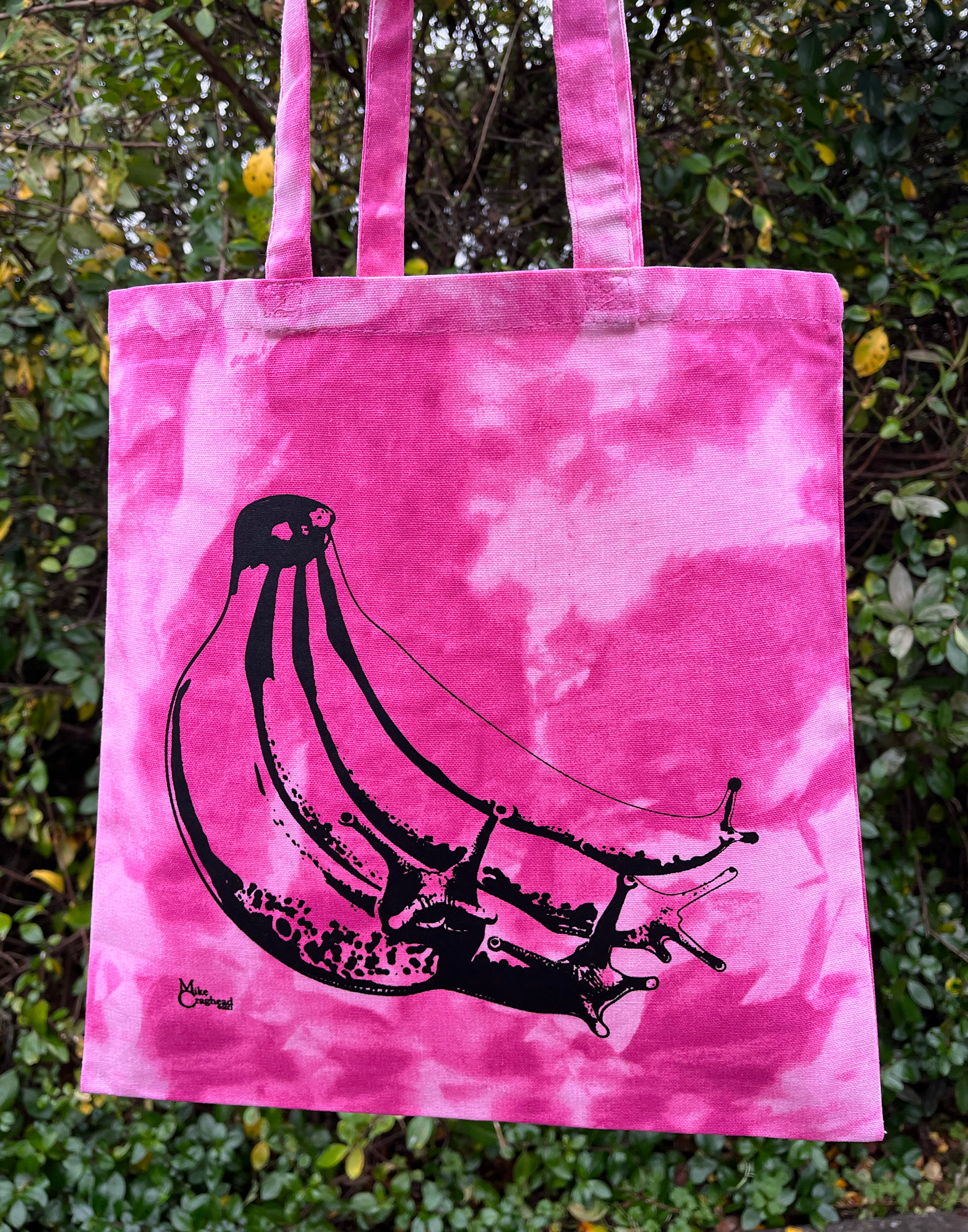 Pink + White Tie Dye Bag Banana Slug 01.png