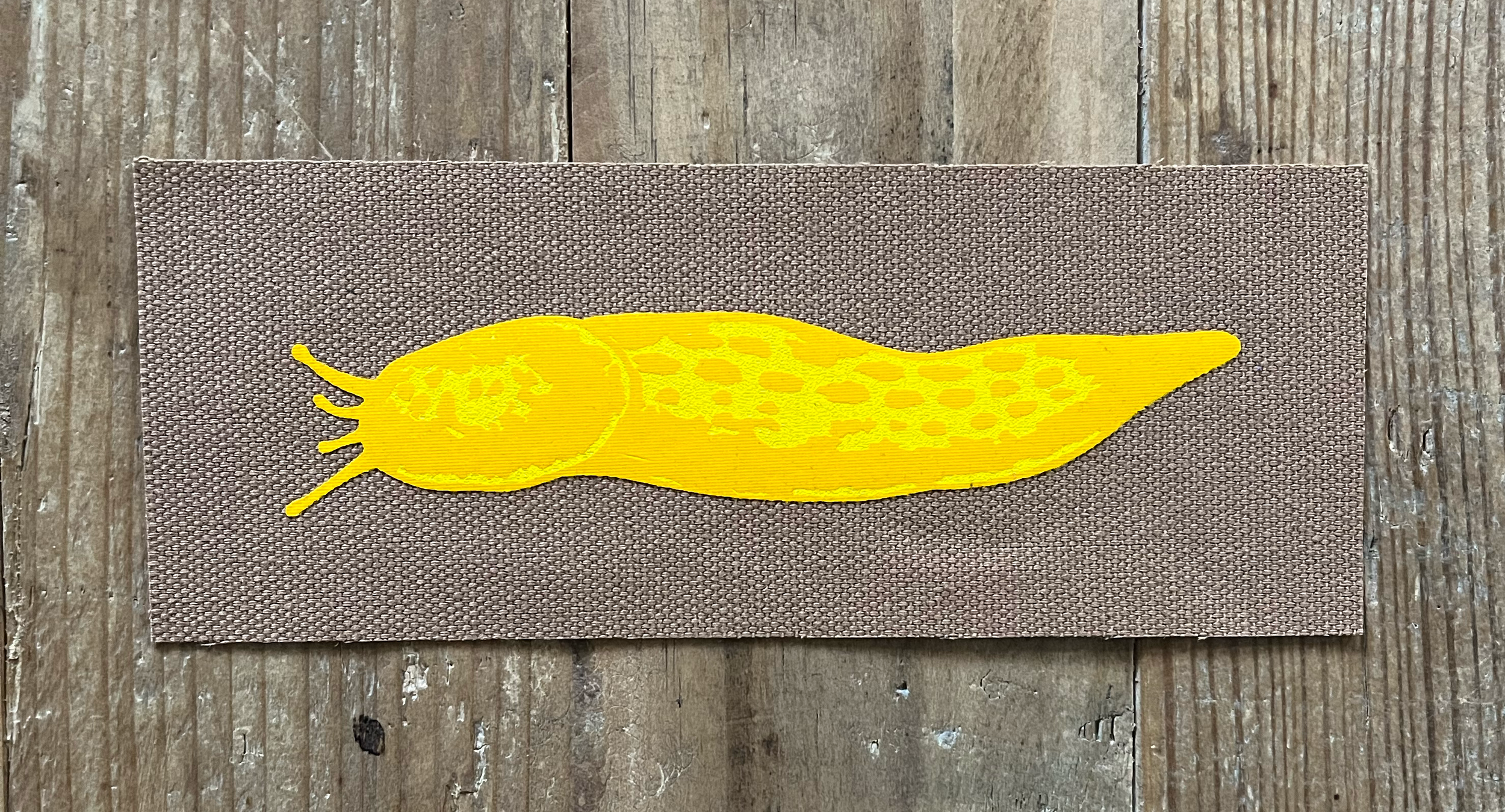 Banana Slug Small Patch 04.png