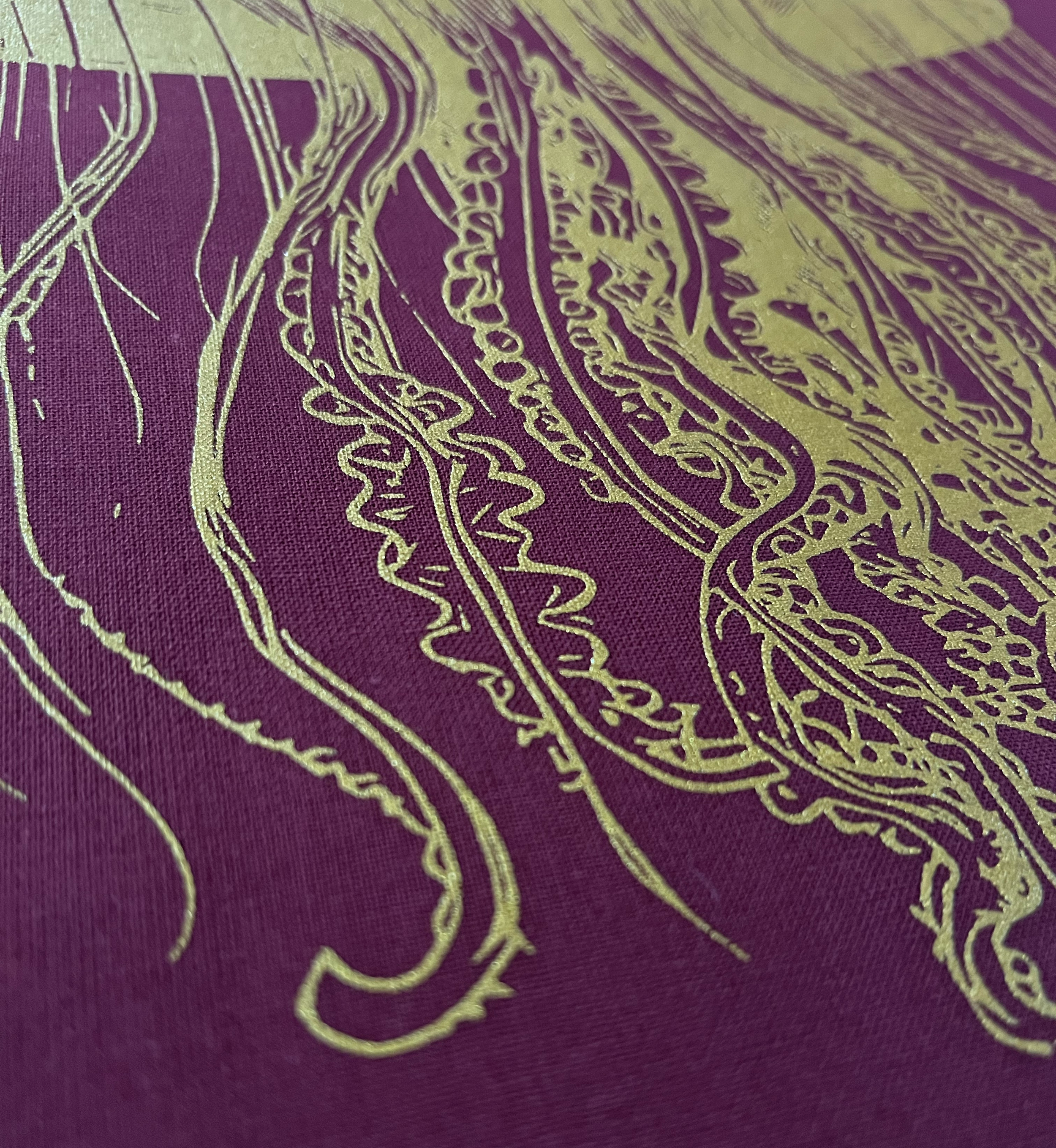 Jellyfish Maroon Medium Duty Tote 02.png