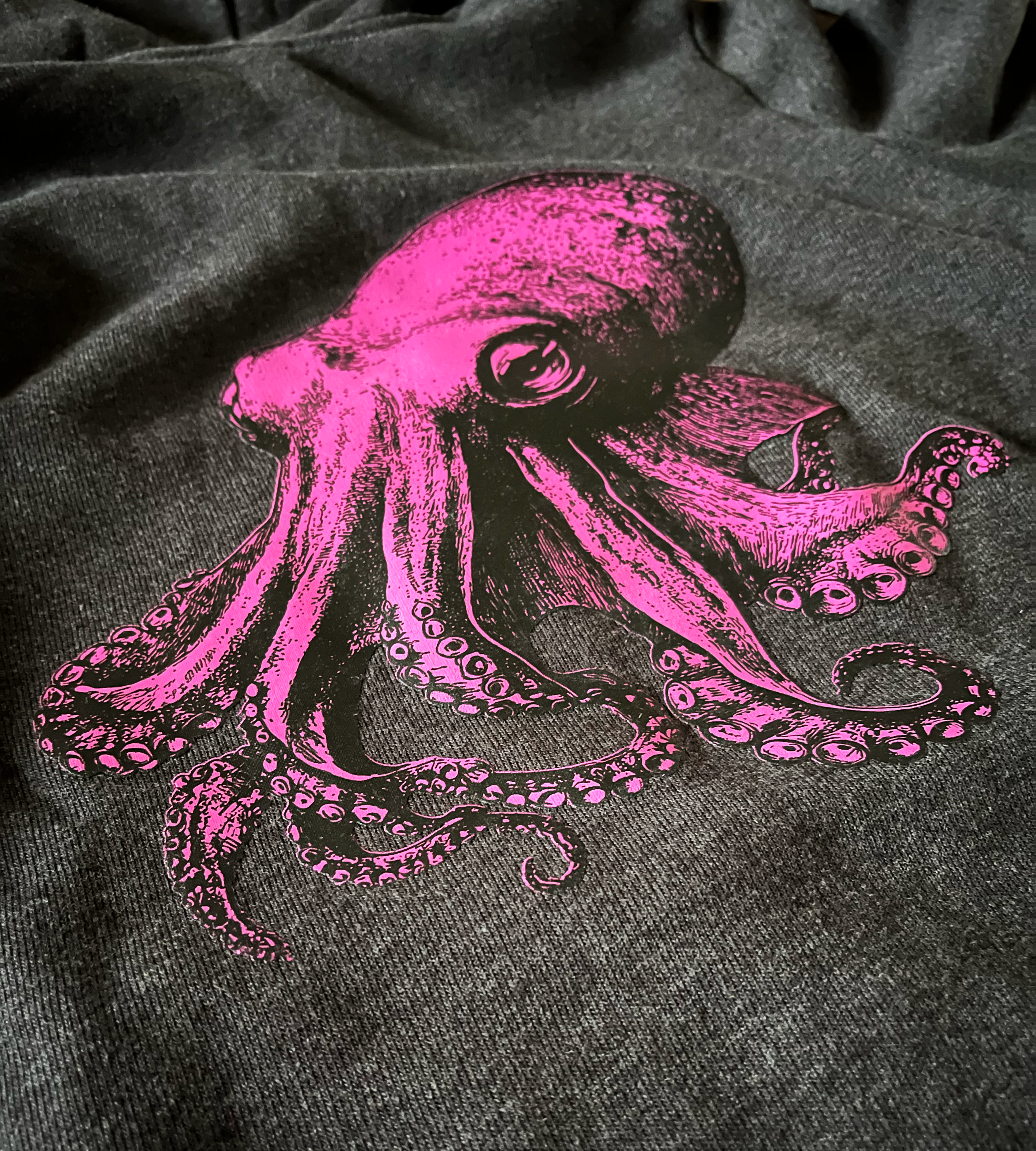Grey Hoodie Fuschia Octopus 02.png