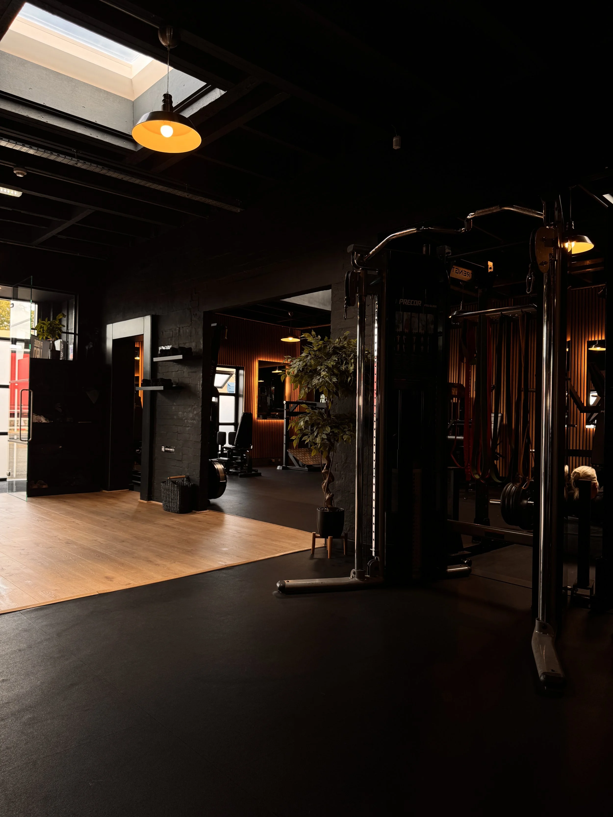 Physique Pro, Newcastle, classes, group training, personal training