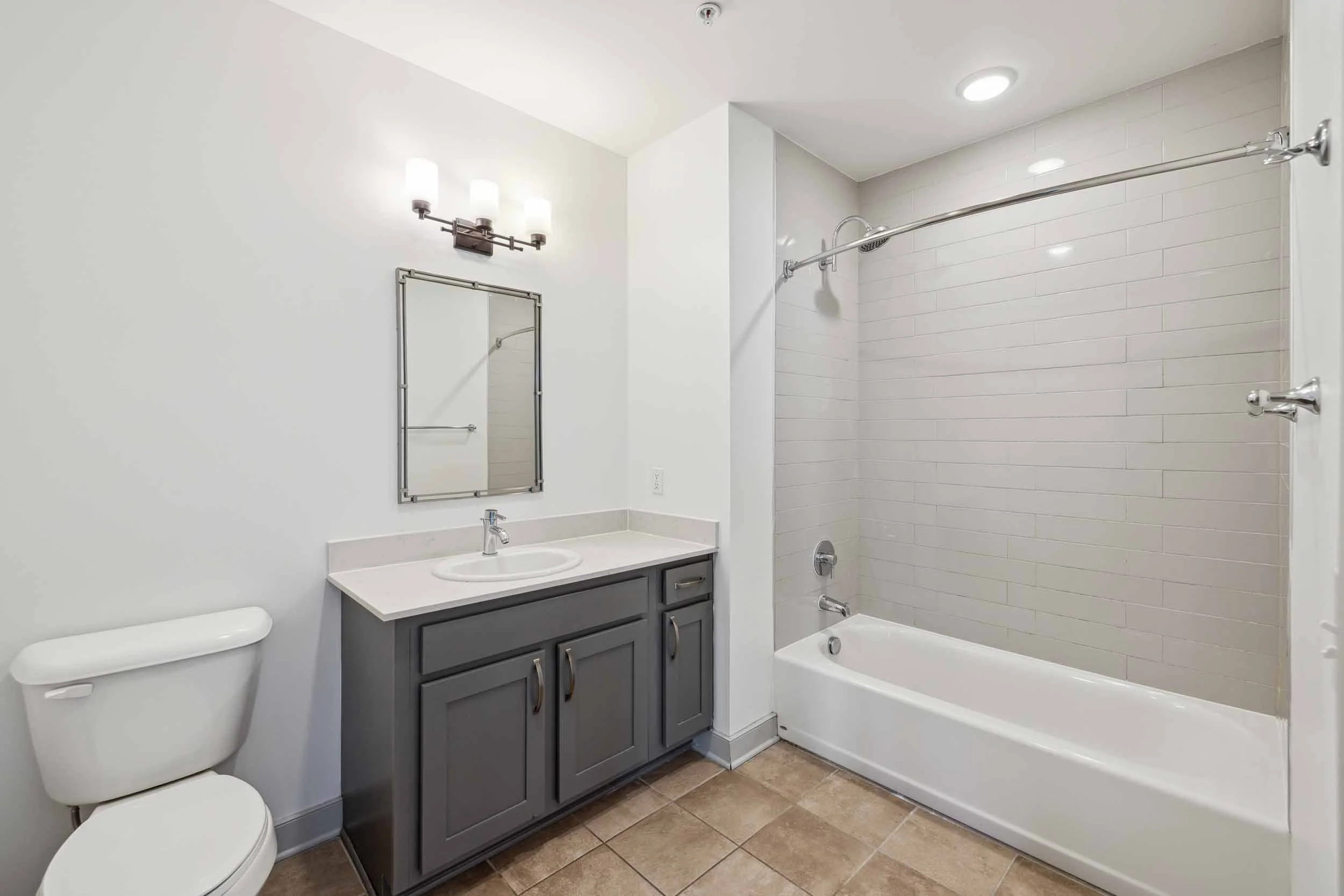 The Jerome | Victorian Village Apartments in Columbus, OH | Bathroom