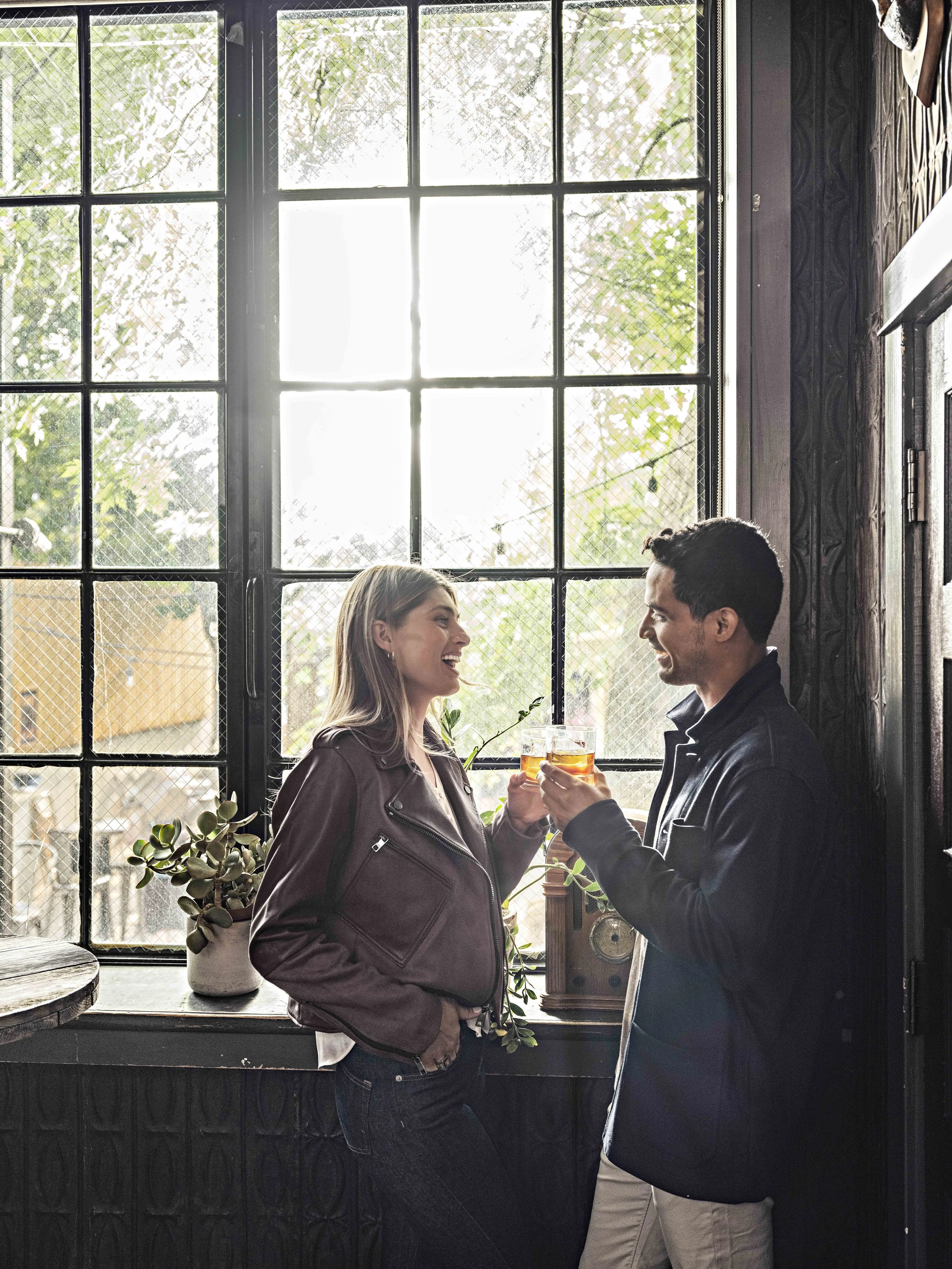 2010718_KnobCreek_VISID_Bar_DateNightIn-F_2394-5 copy.jpg