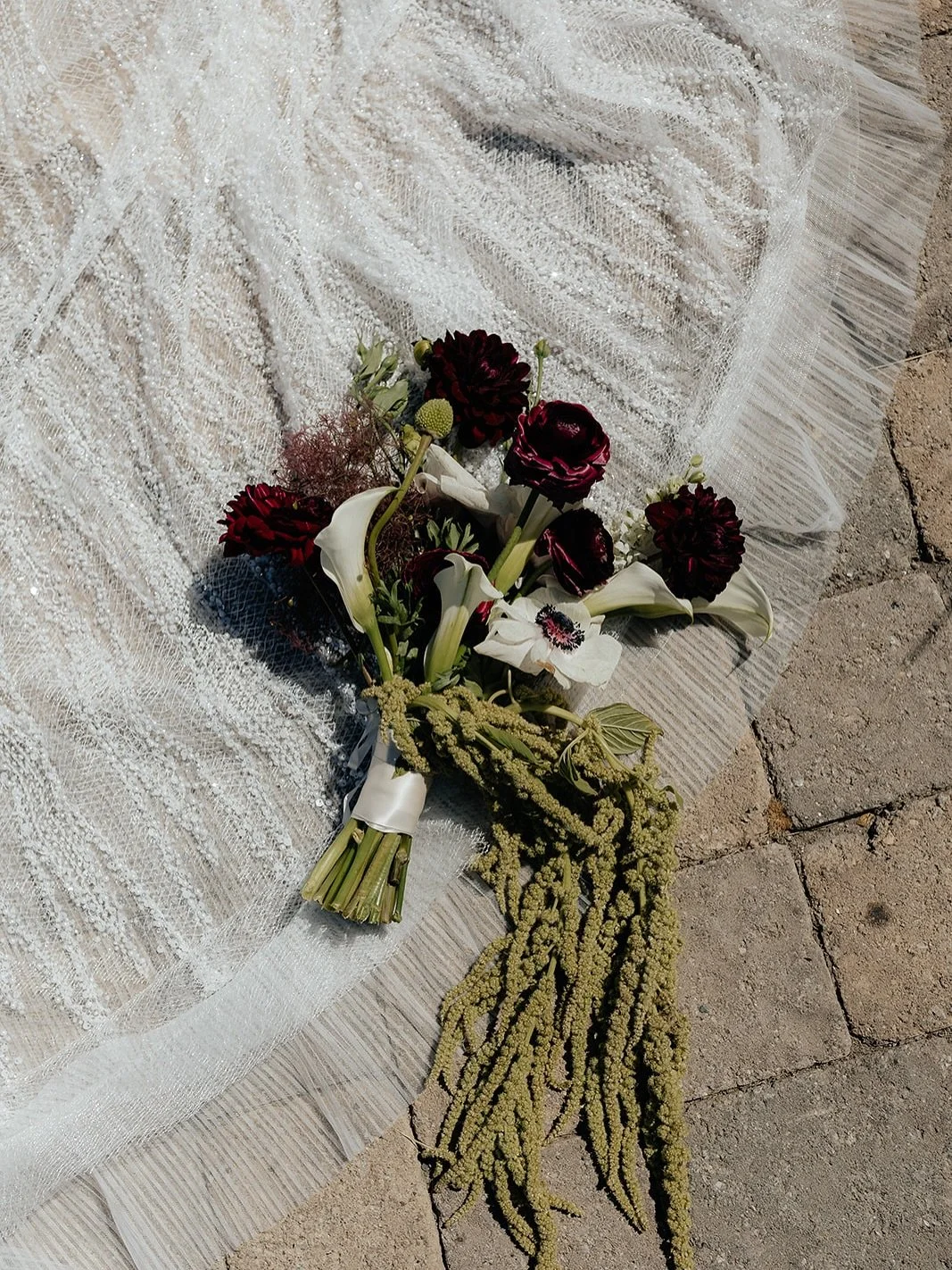 The bridal bouquet in all her glory