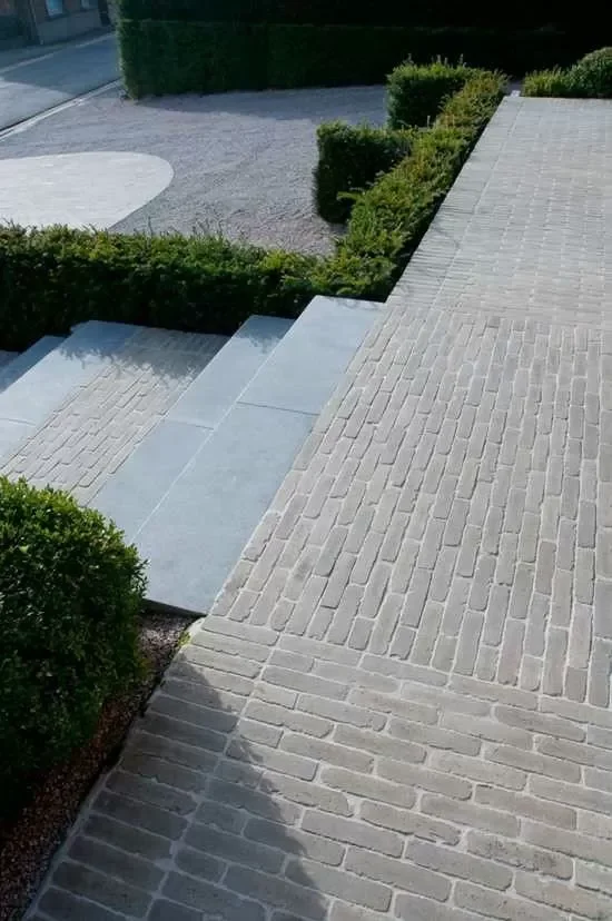 How to Design Paver Steps the Right Way in Florida