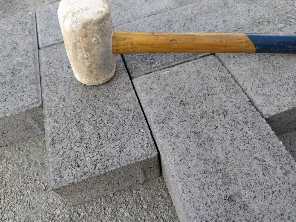 Paving tile mallet