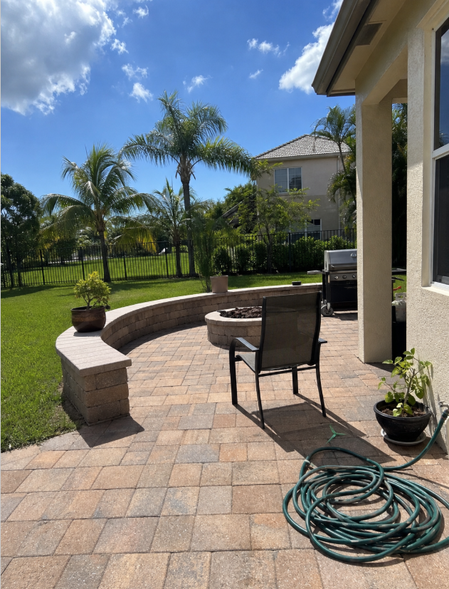 Seating Walls Done Right: Building the Outdoor Room in South Florida
