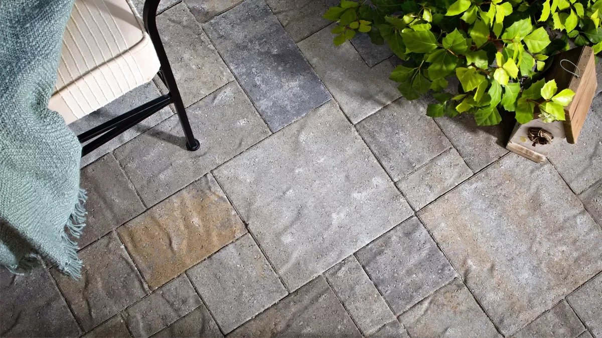 Marble paver patio built for everyday outdoor living in Jupiter, FL