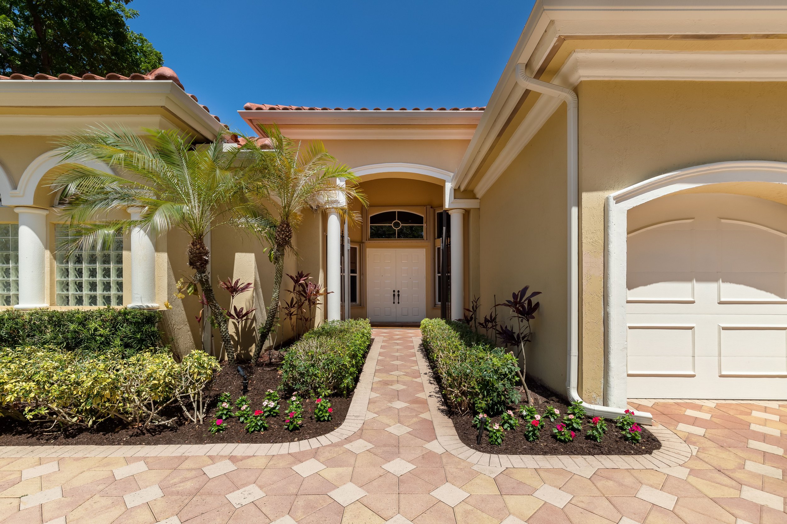 paver walkway connecting outdoor areas in Parkland, FL